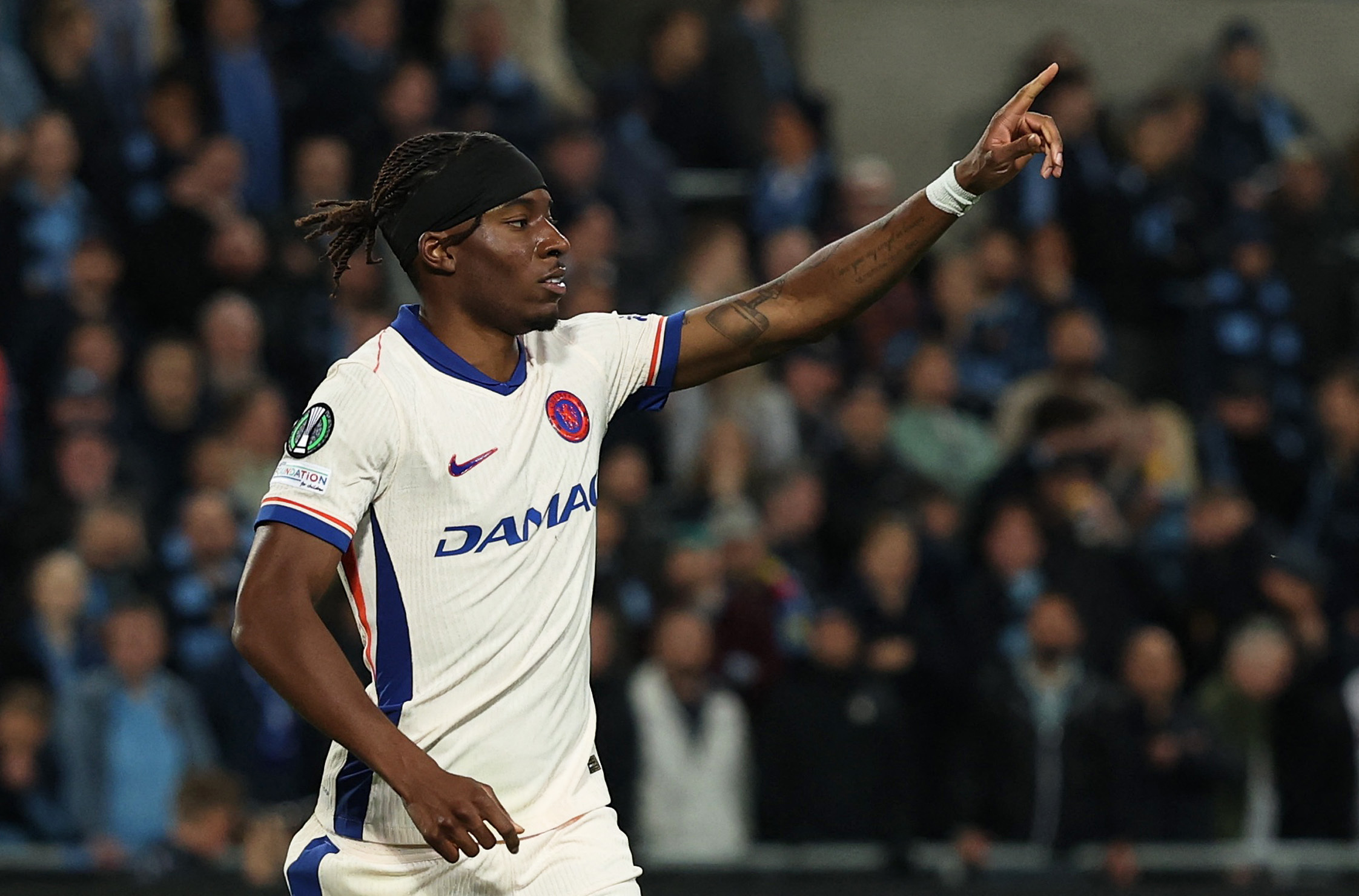 サッカー＝アーセナル、チェルシーからイングランド代表FWマドゥエケ