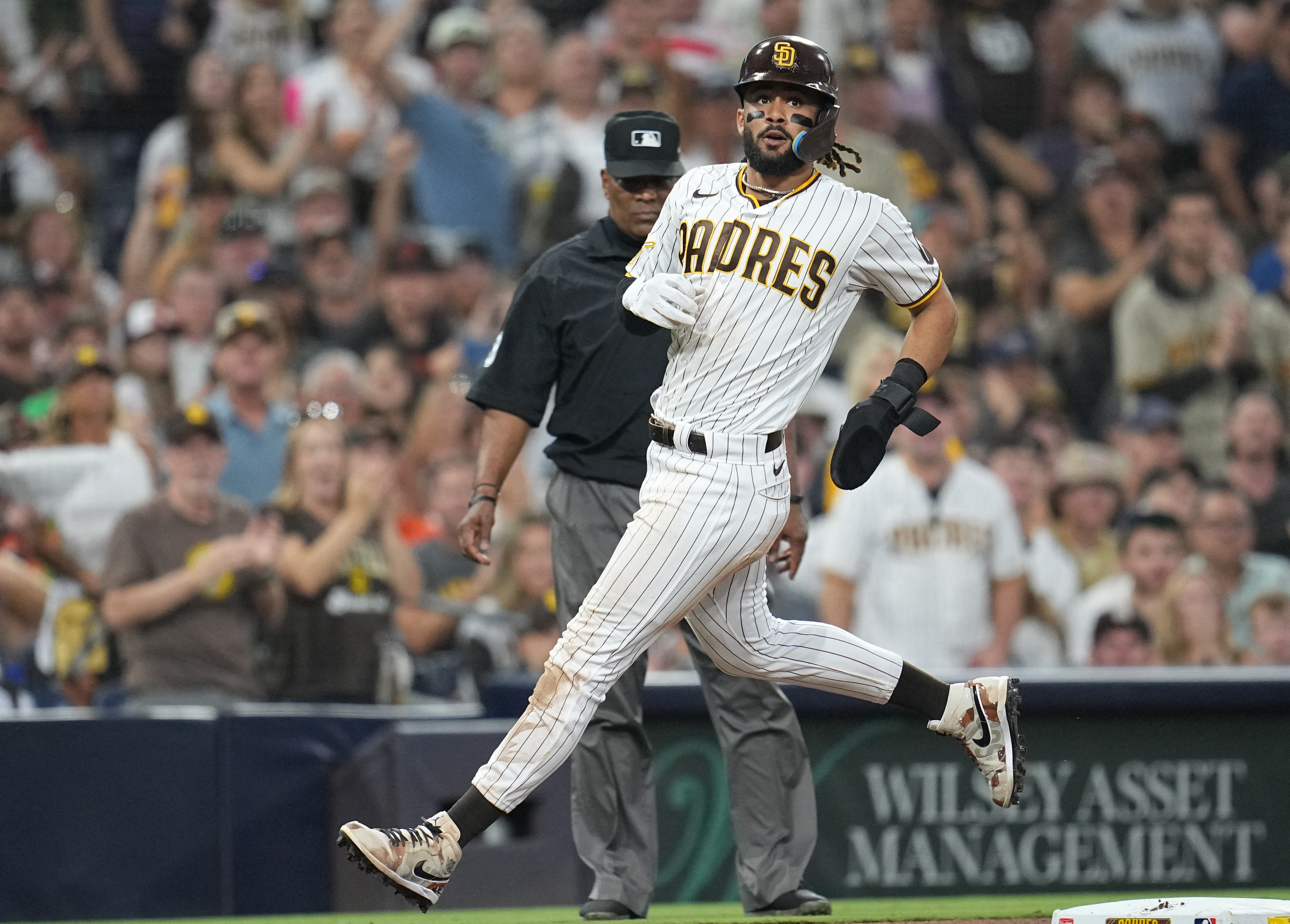 Fernando Tatis Jr. steals show as Padres top Orioles