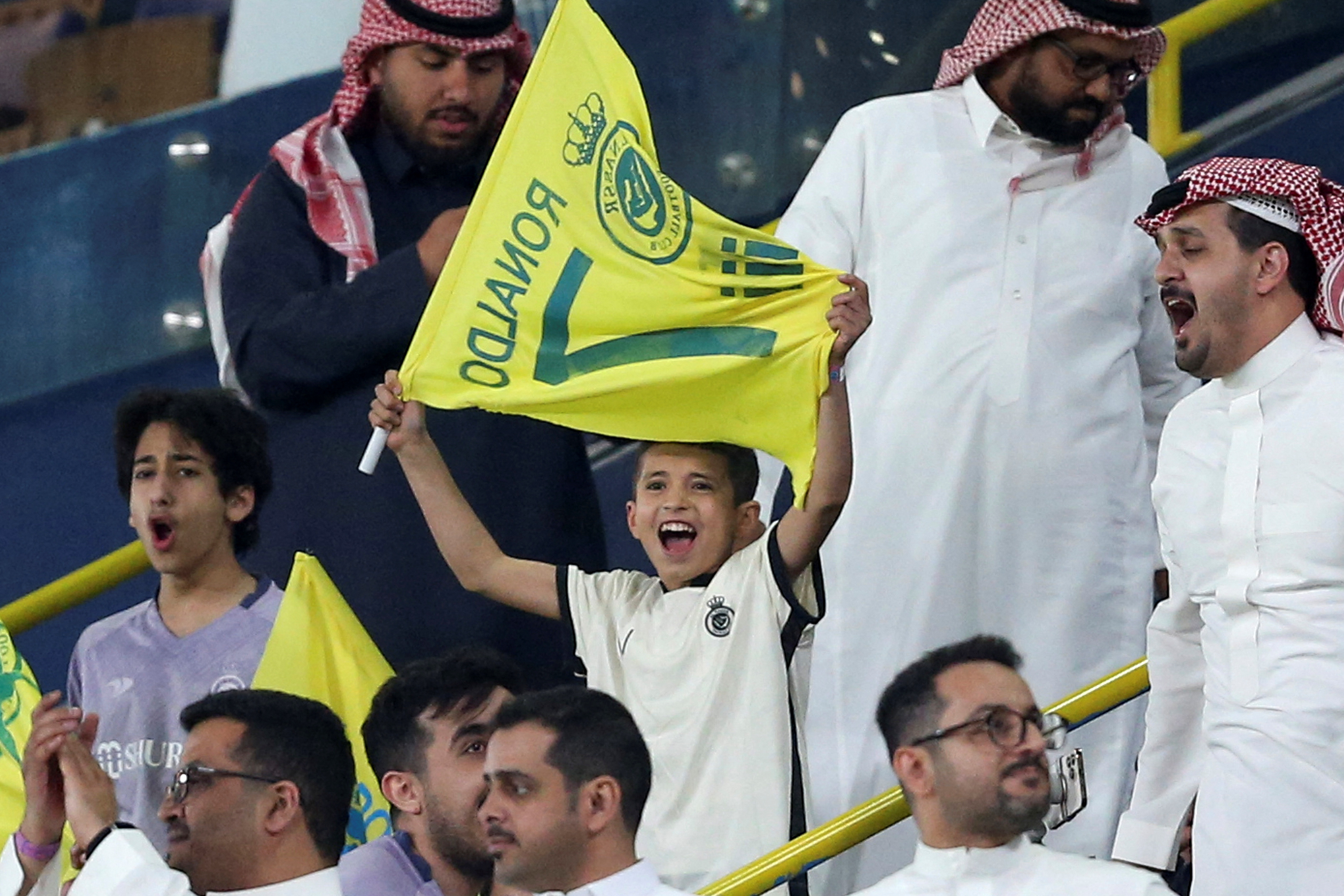 Syrian boy fulfils dream of meeting Ronaldo after quake | Reuters