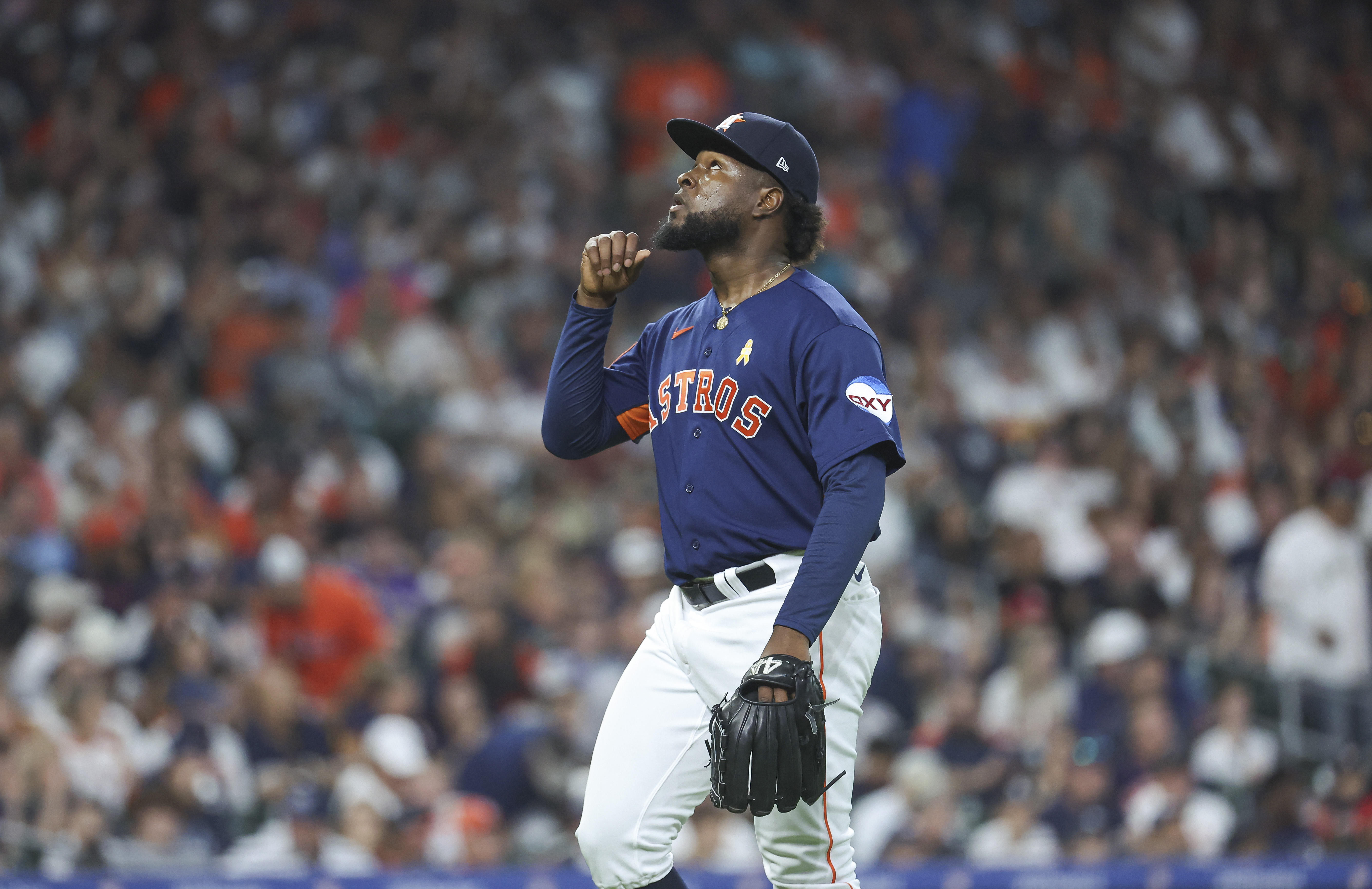 Prized prospect Domínguez homers again as Yankees complete 3-game sweep in  Houston with 6-1 win