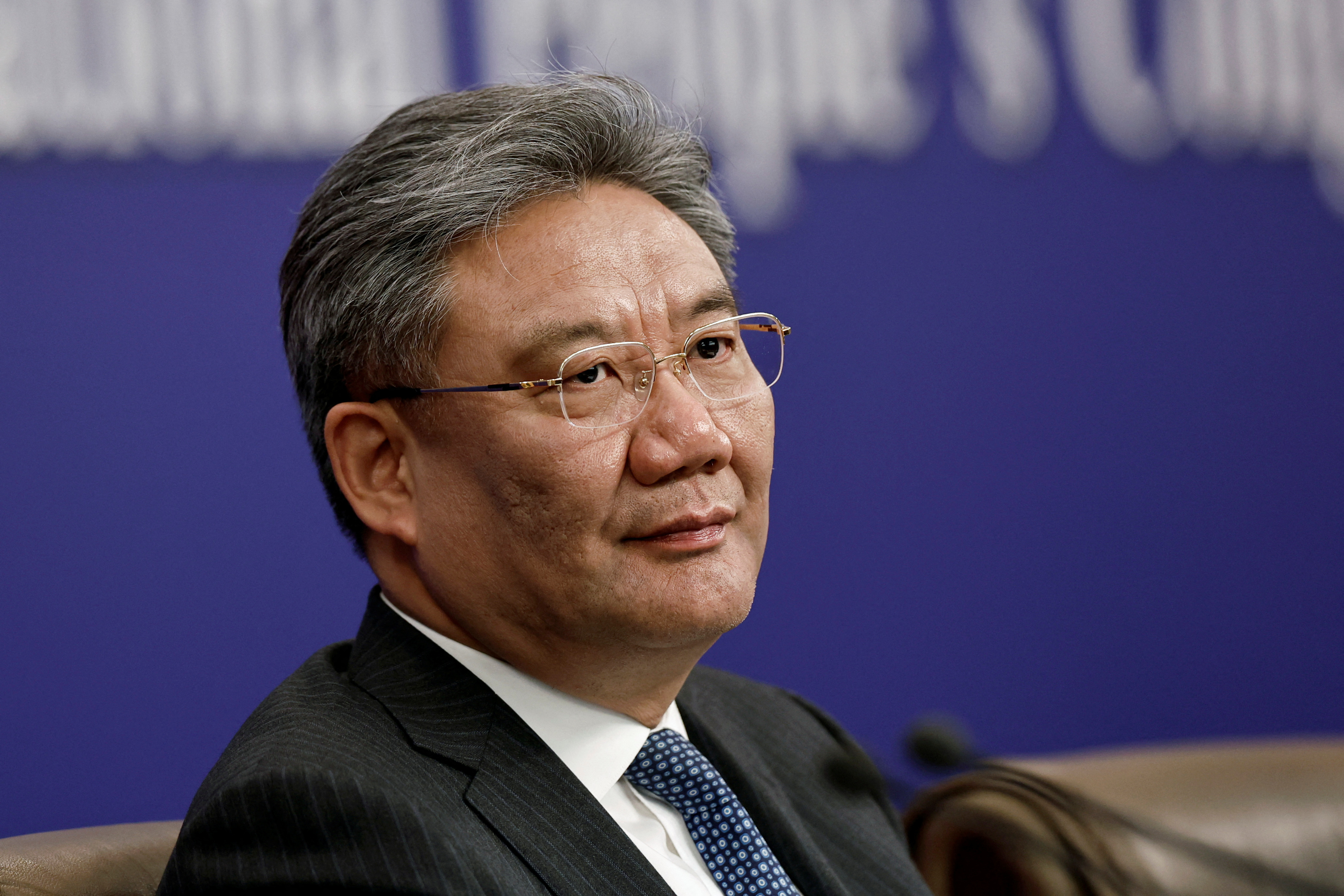 中国商務相が仏貿易相と会談 「貿易戦争解決に対話と協議を
