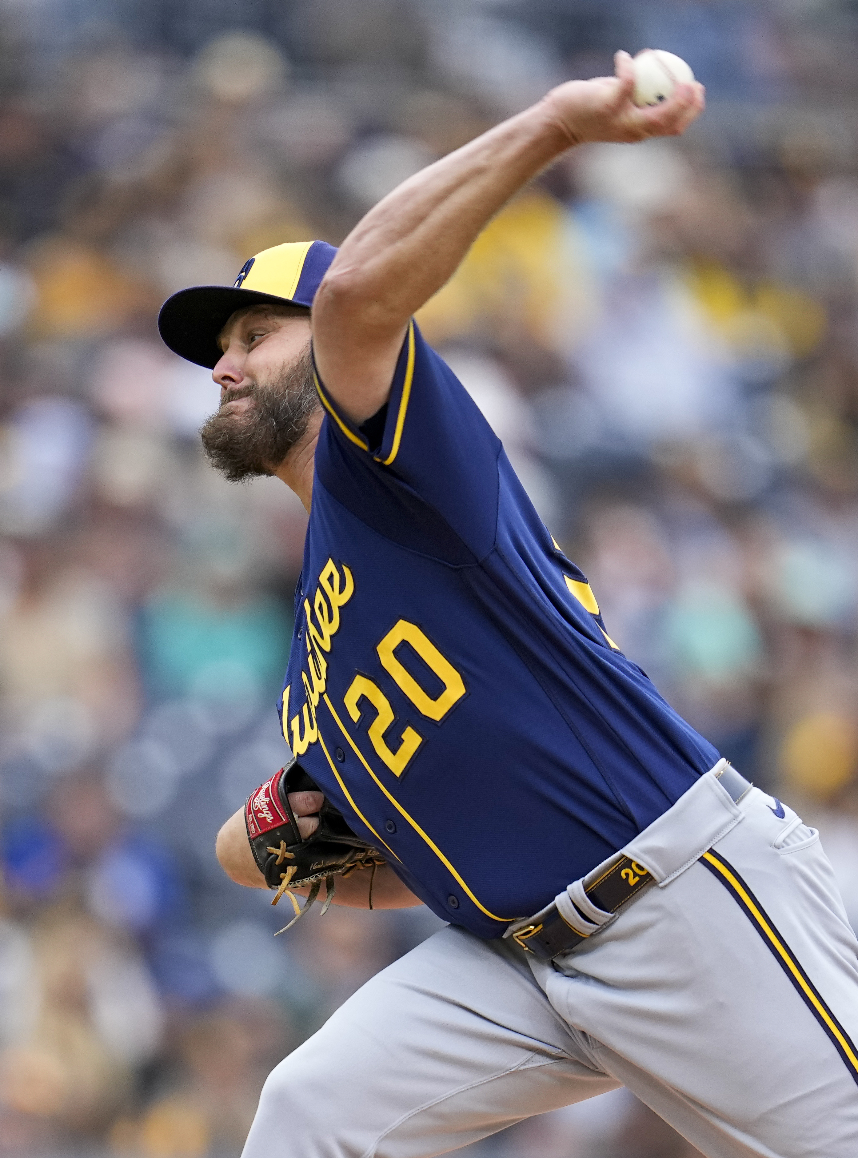 Yu Darvish outdueled by Wade Miley as Brewers edge Padres 1-0