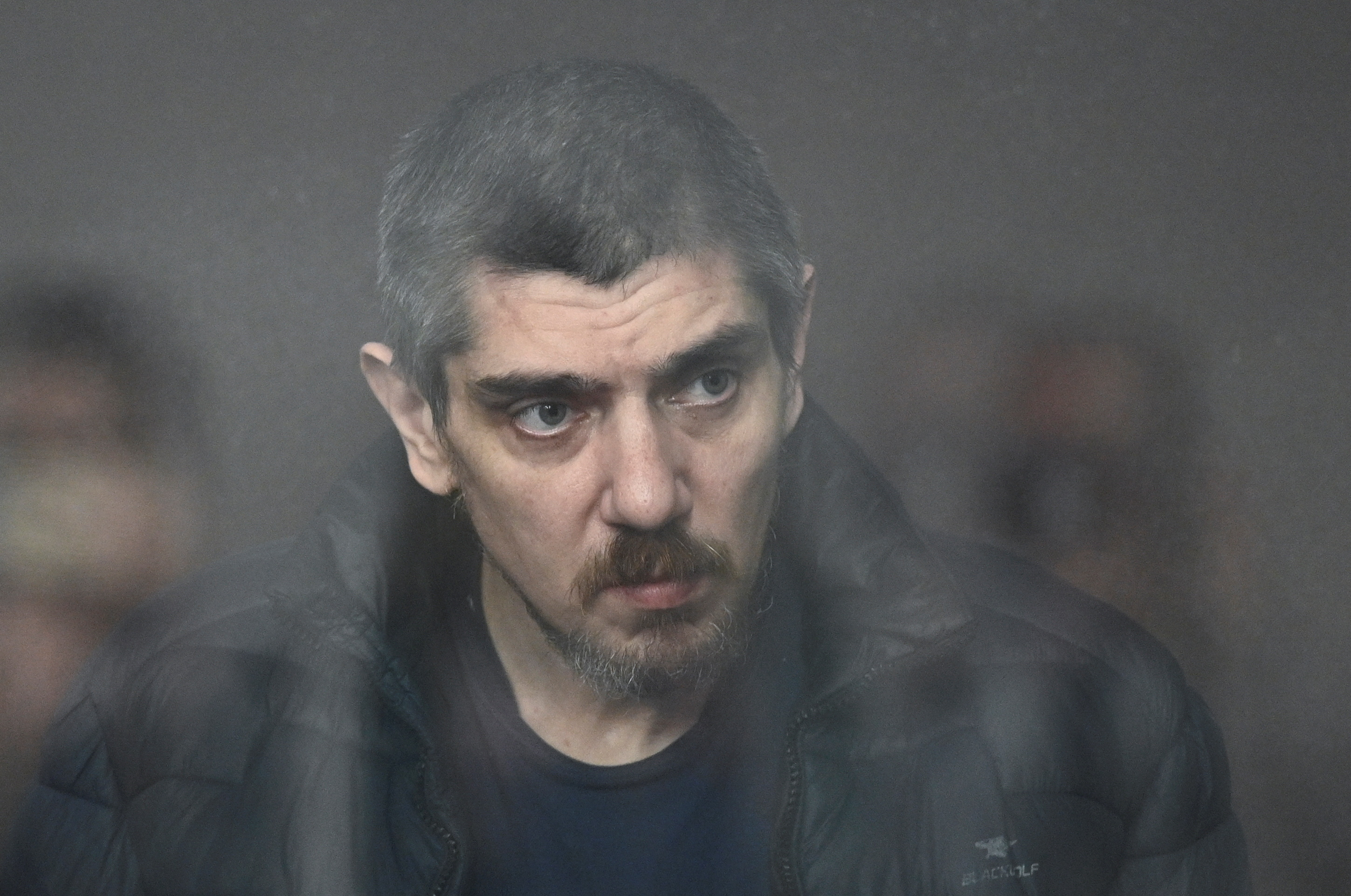 Ένας Ουκρανός στρατιώτης παραδέχεται «εν μέρει ένοχος» στην πρώτη δίκη της Ρωσίας για εγκλήματα πολέμου