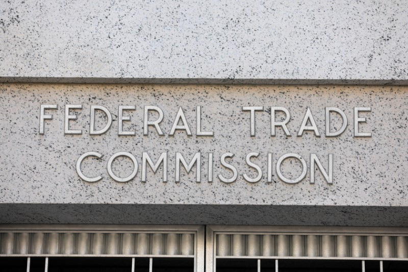 FTC Bans Fake Online Reviews With New Penalties