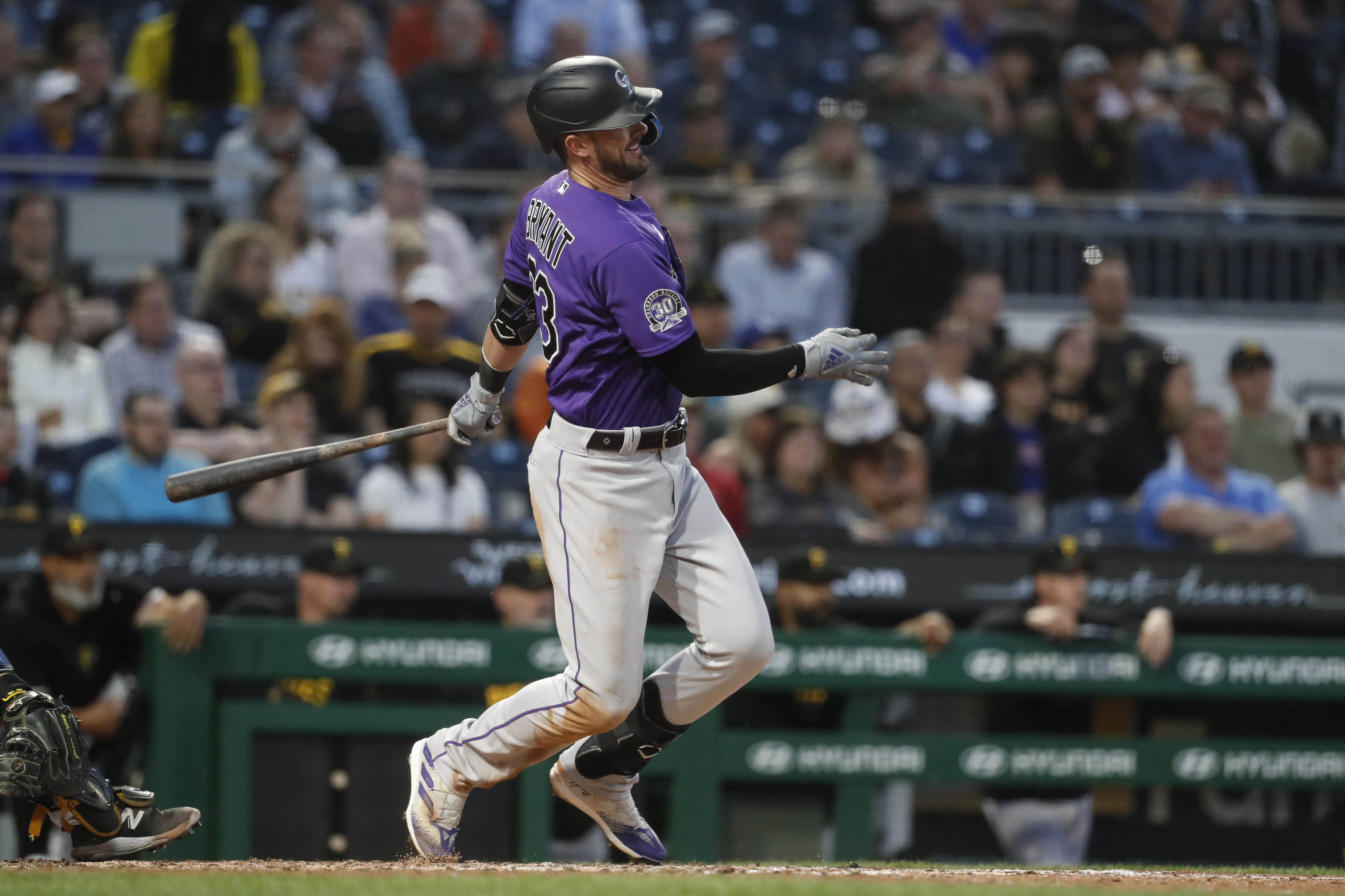 Jurickson Profar (2 HRs), Rockies thrash Pirates