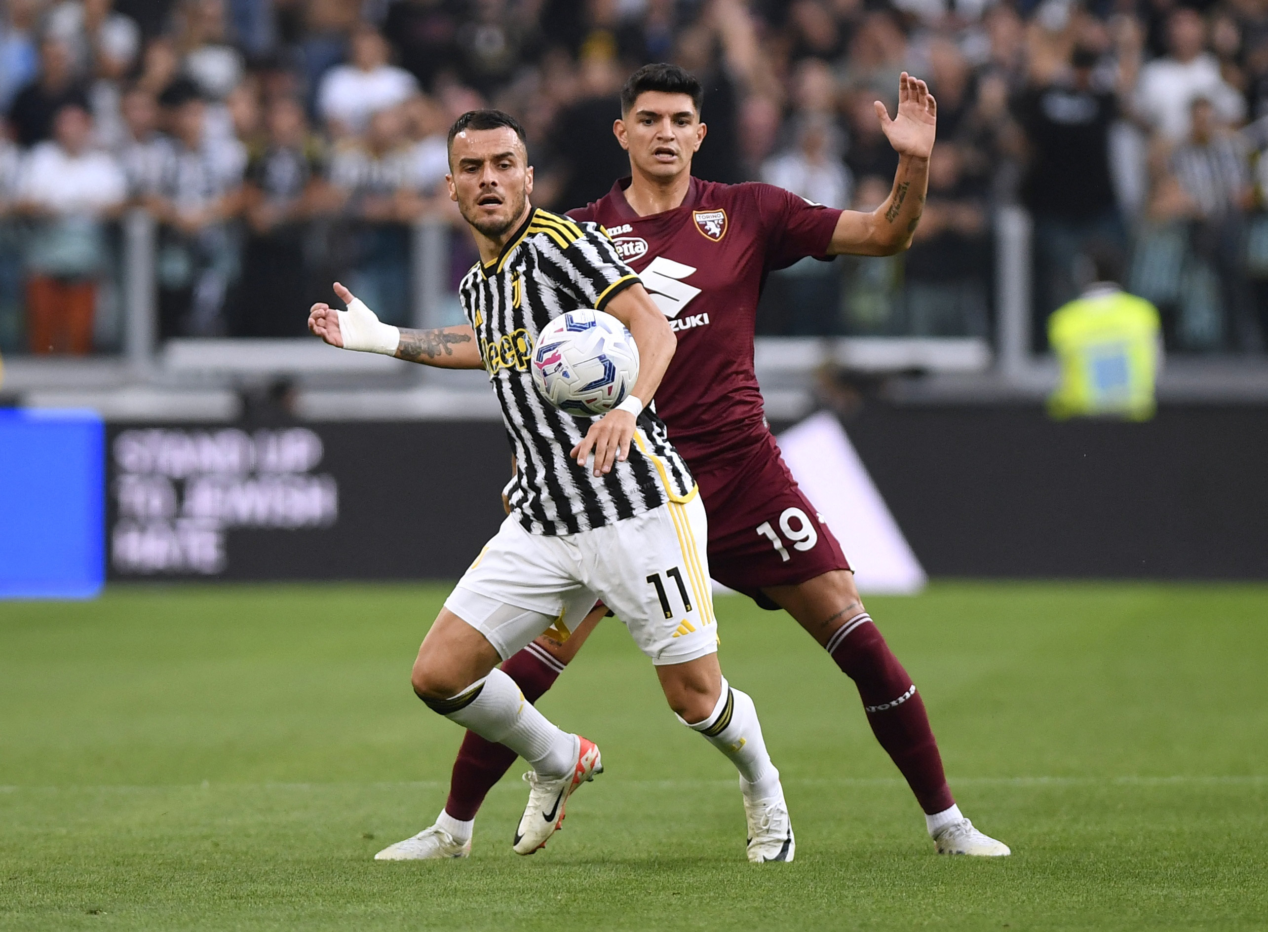 Clinical Juventus go third after derby win against Torino