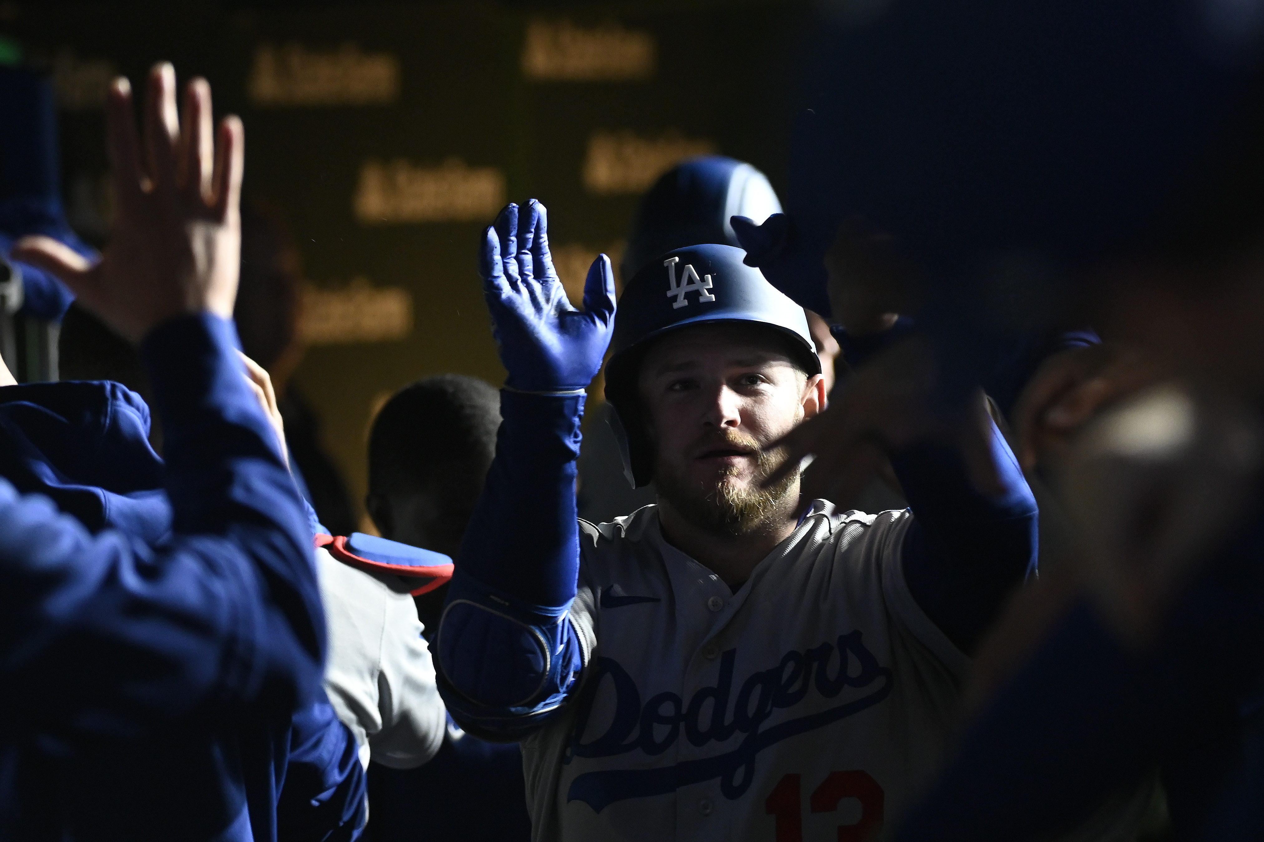 James Outman's 9th-inning grand slam propels Dodgers past Cubs