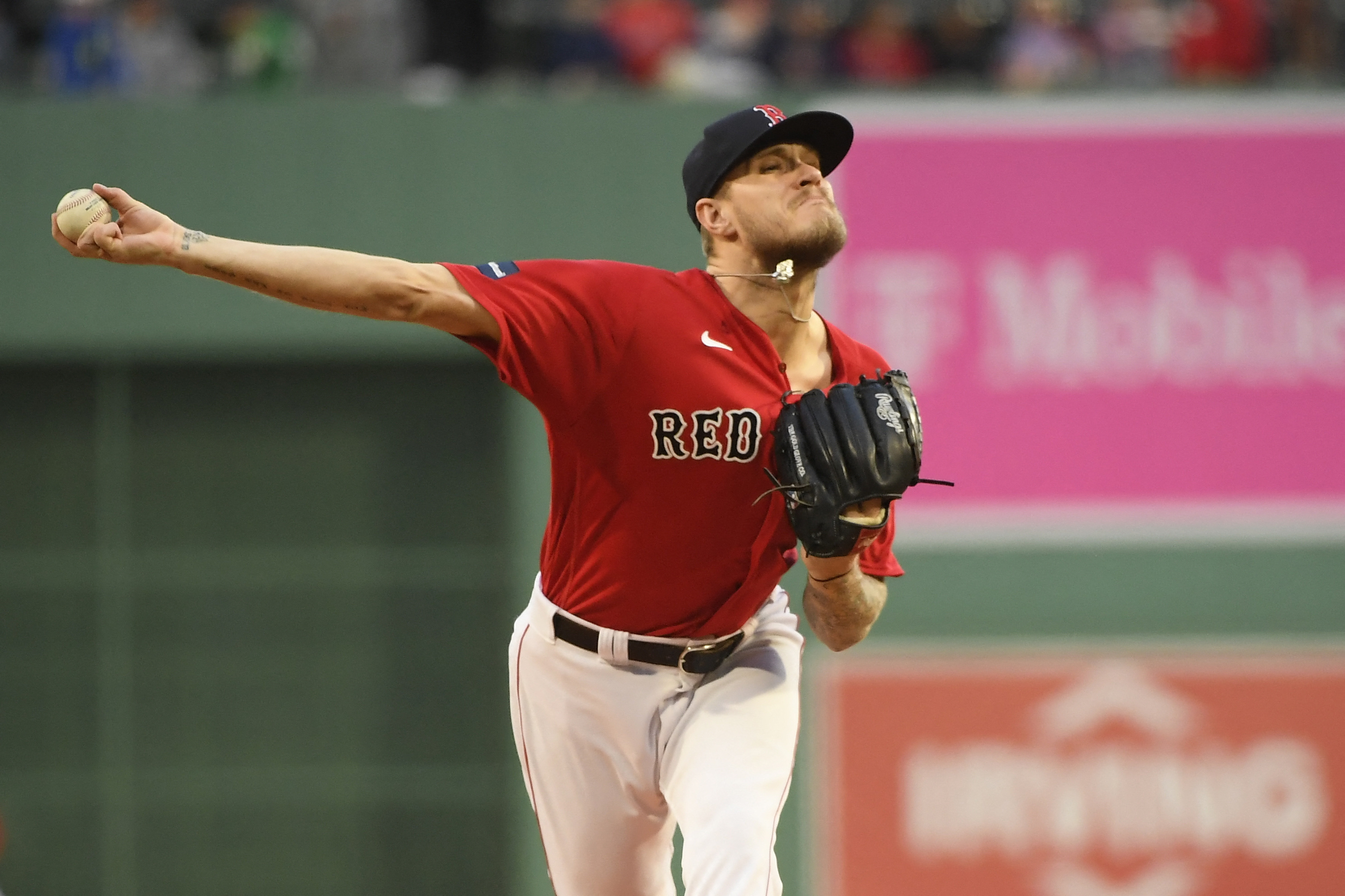 After Jays' 6-run inning, Red Sox storm back for win