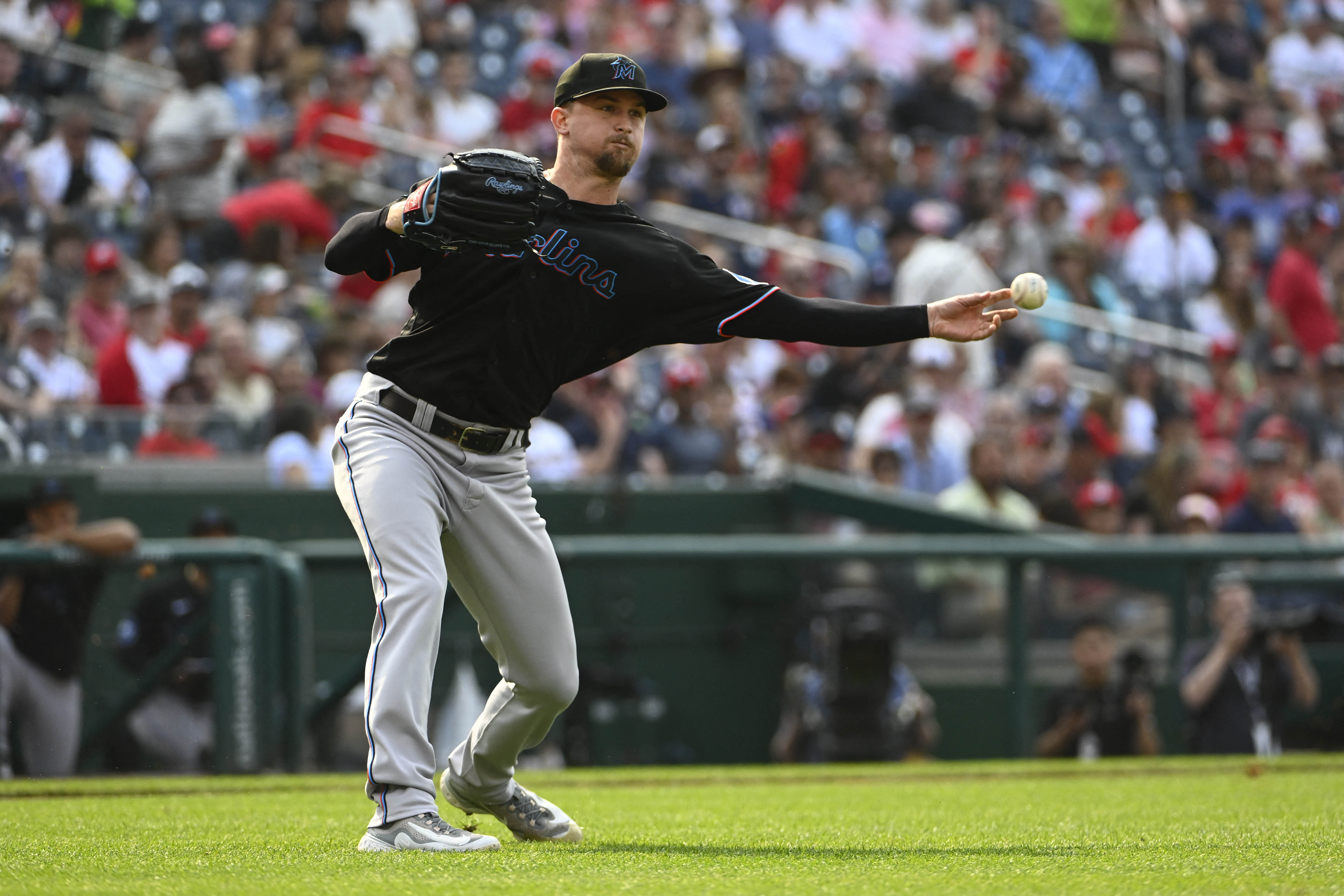 Rolling Marlins hand reeling Nats 8th straight loss, 3-2 - WTOP News