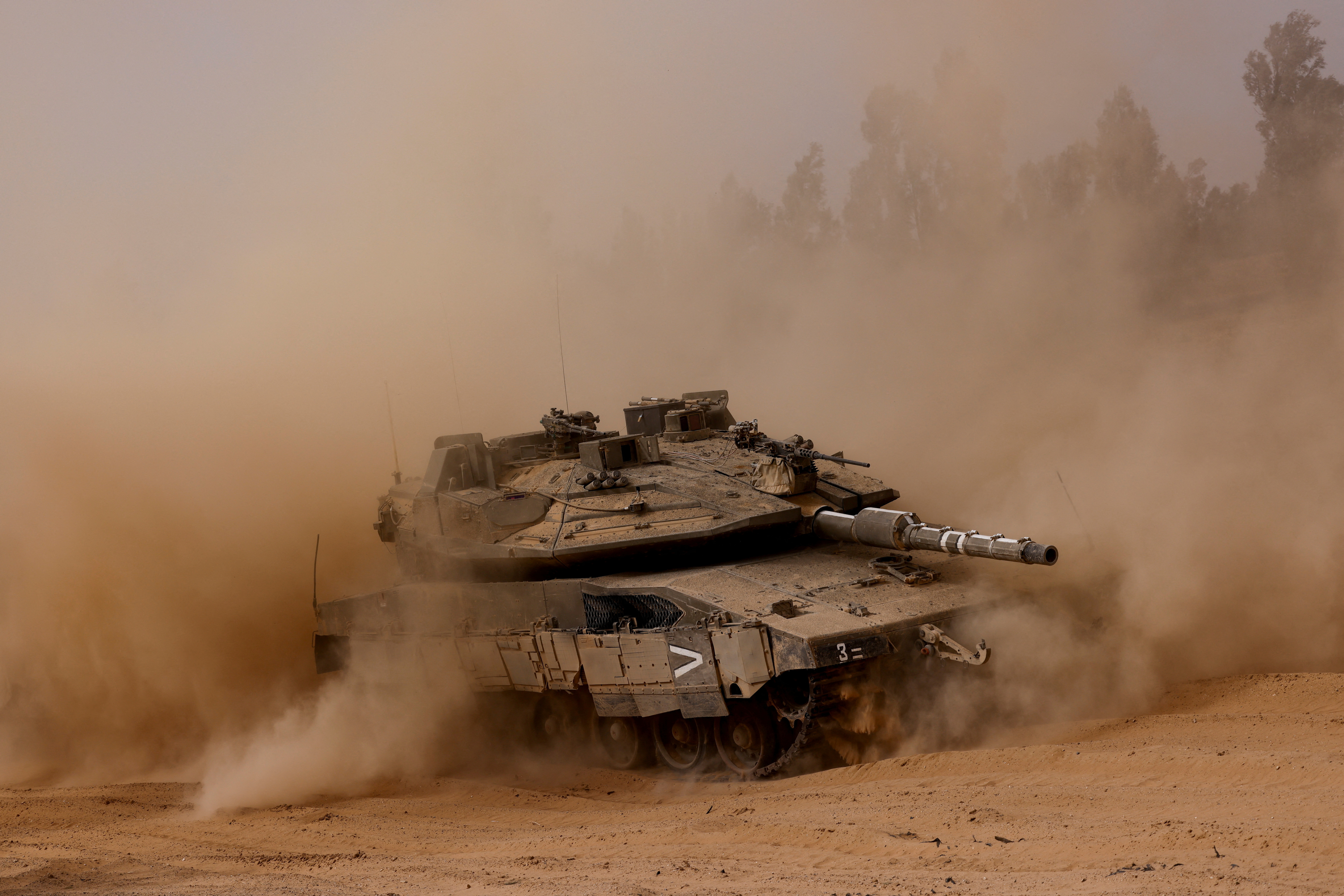 Tanks manoeuvre near the Israel-Gaza border