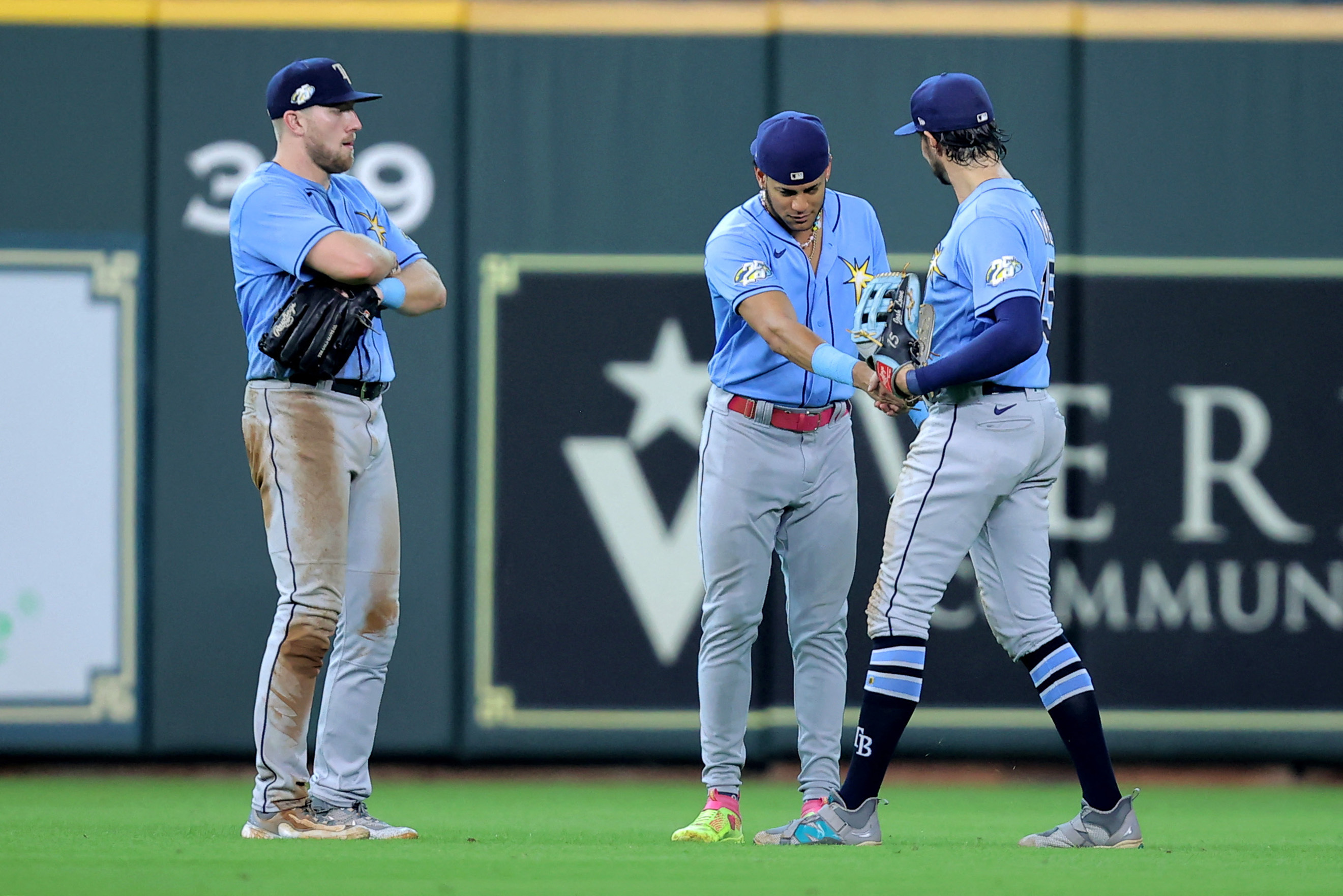 Brandon Lowe, Josh Lowe lead Rays past Astros 8-2