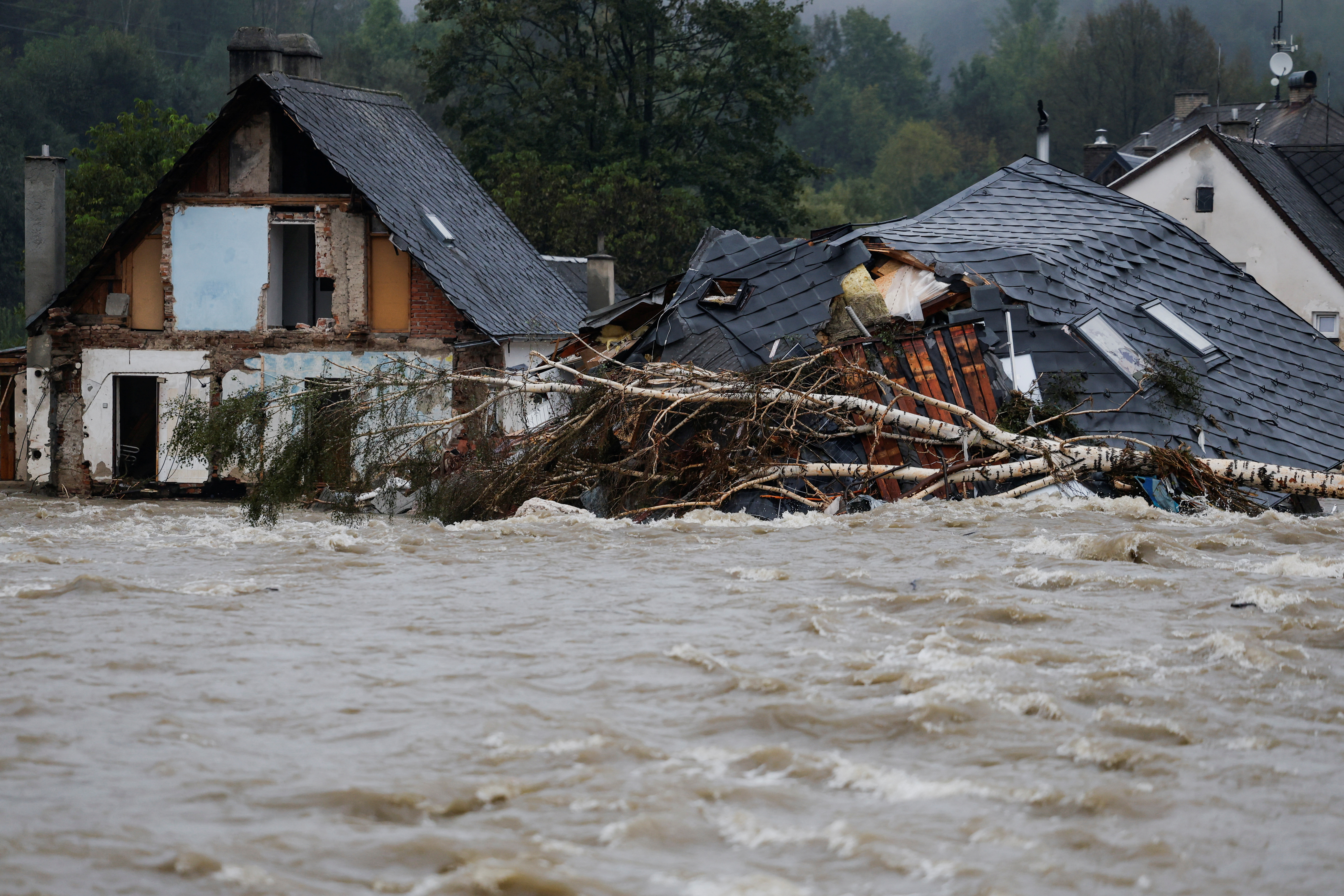 Death toll rises in flood-hit central Europe