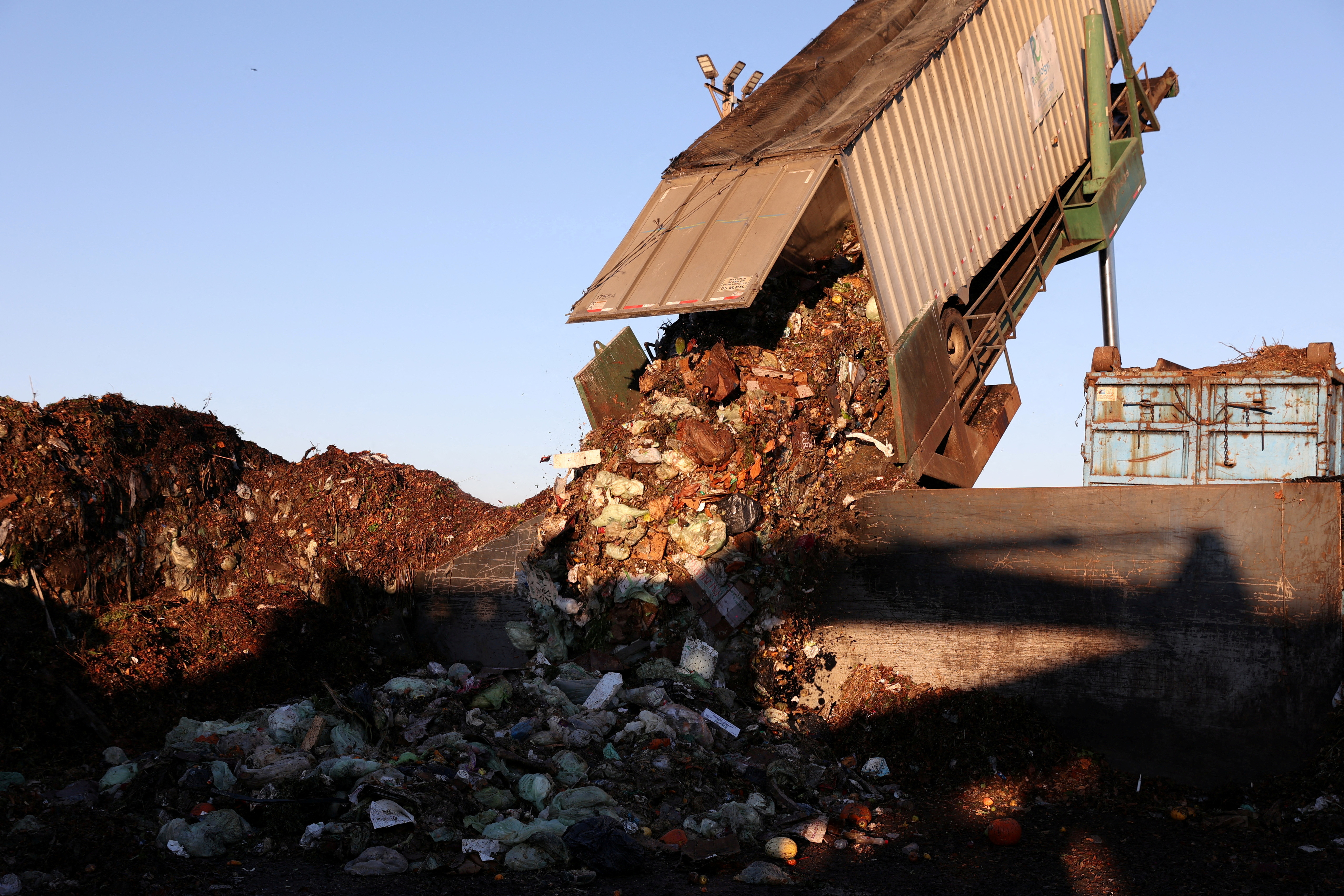 Nations including U.S. making little progress on a big climate problem: food waste