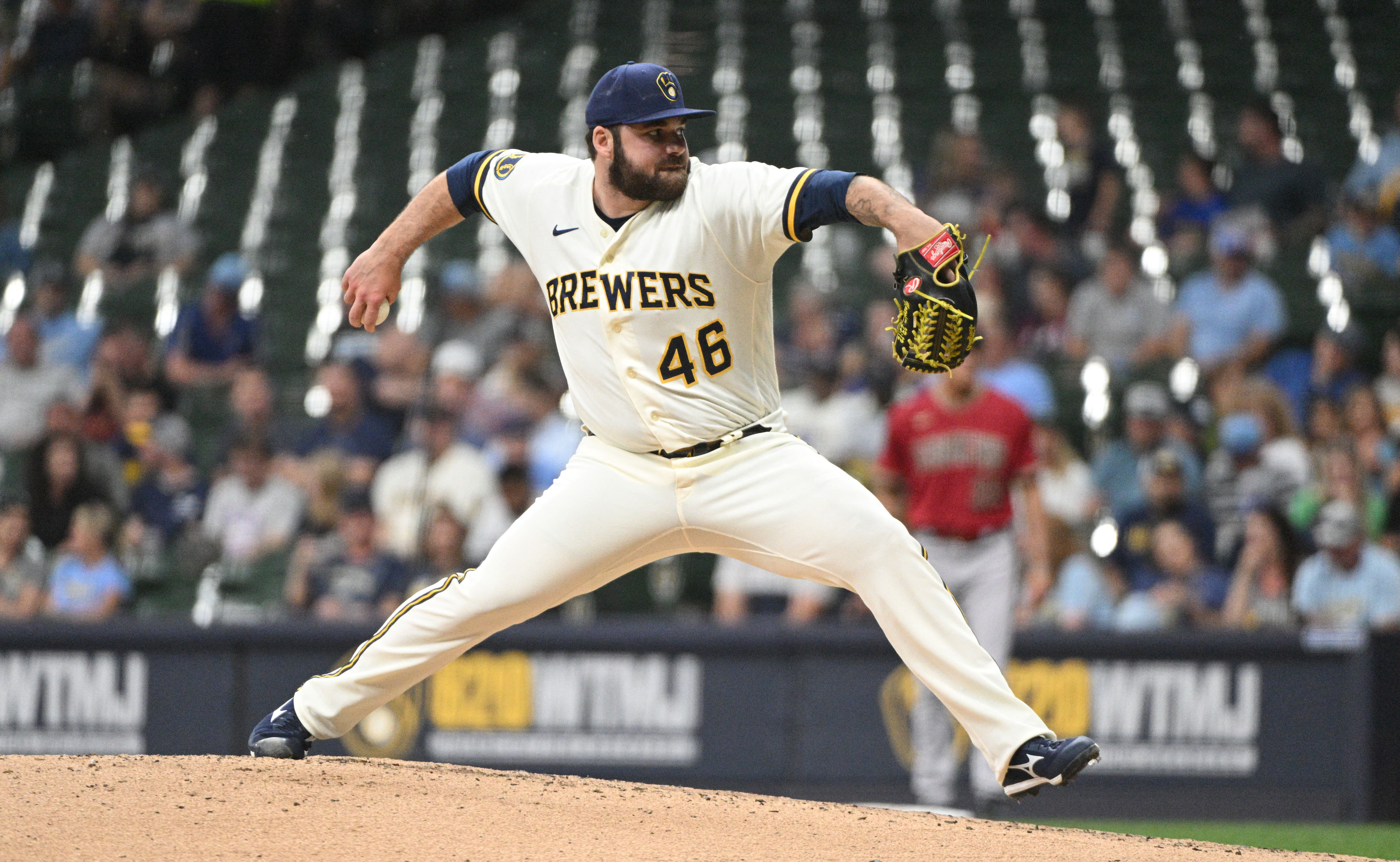 Photos: Milwaukee Brewers blank Arizona Diamondbacks 2-0 for sweep