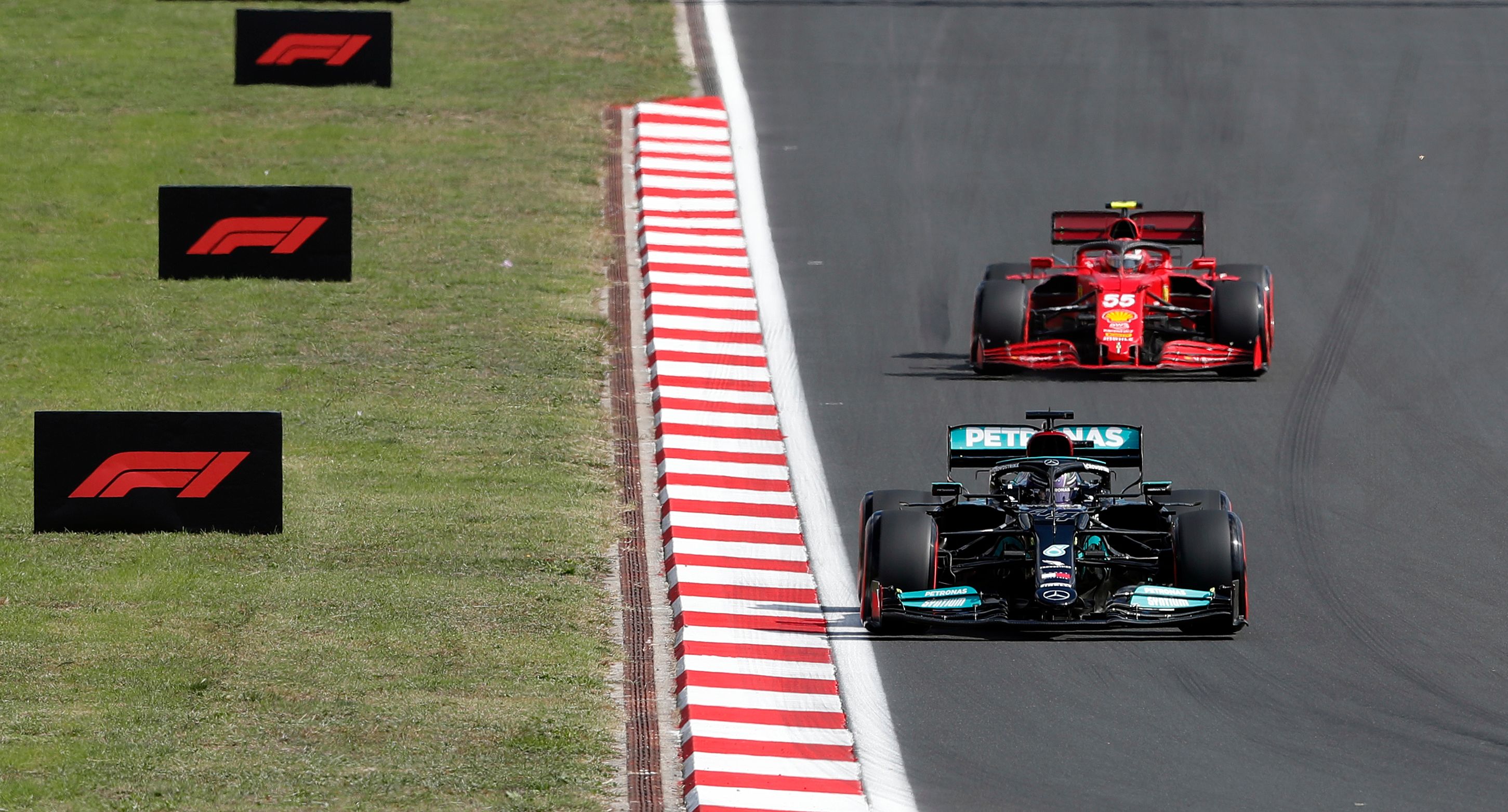 In pictures: Best of the Turkish Grand Prix | Reuters