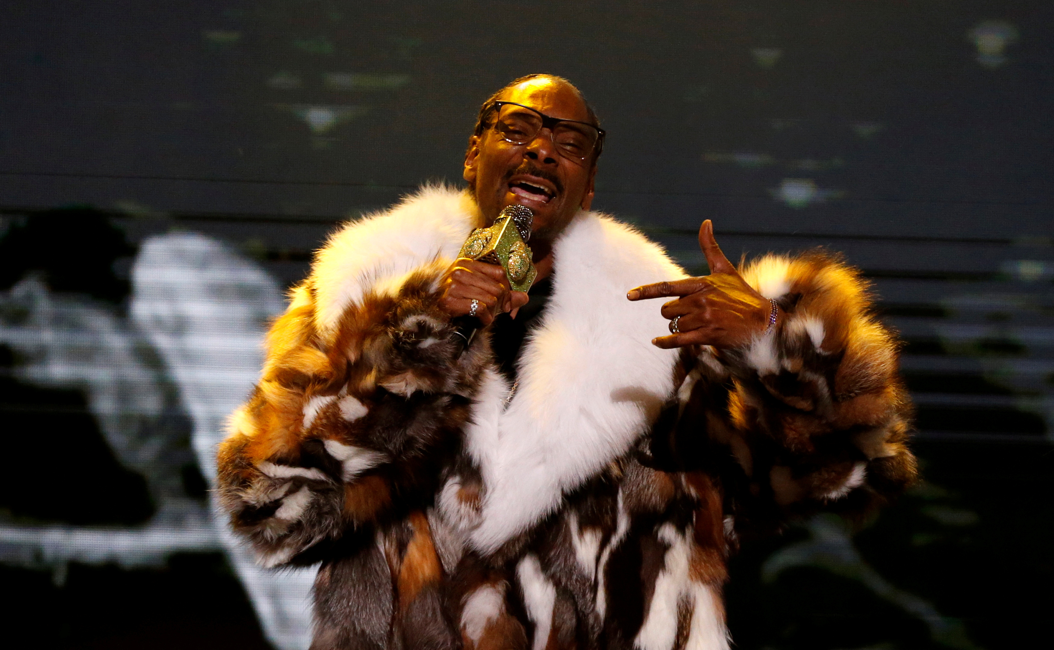 Rapper Snoop Dogg performs at the 6th annual REVOLT Global Spin Awards in Los Angeles