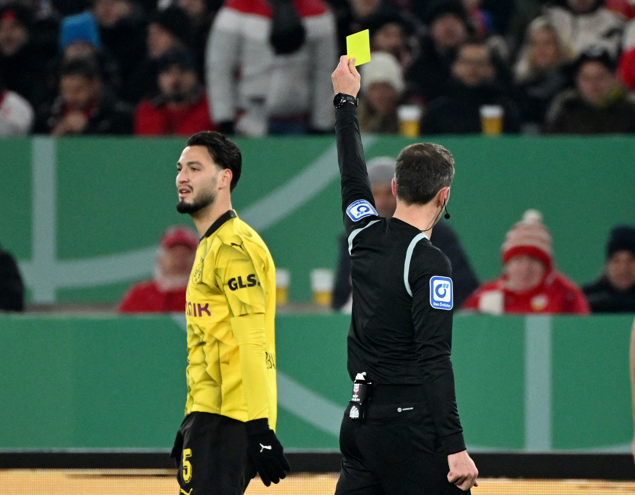 Stuttgart power past Dortmund 2-0 to reach German Cup last eight | Reuters