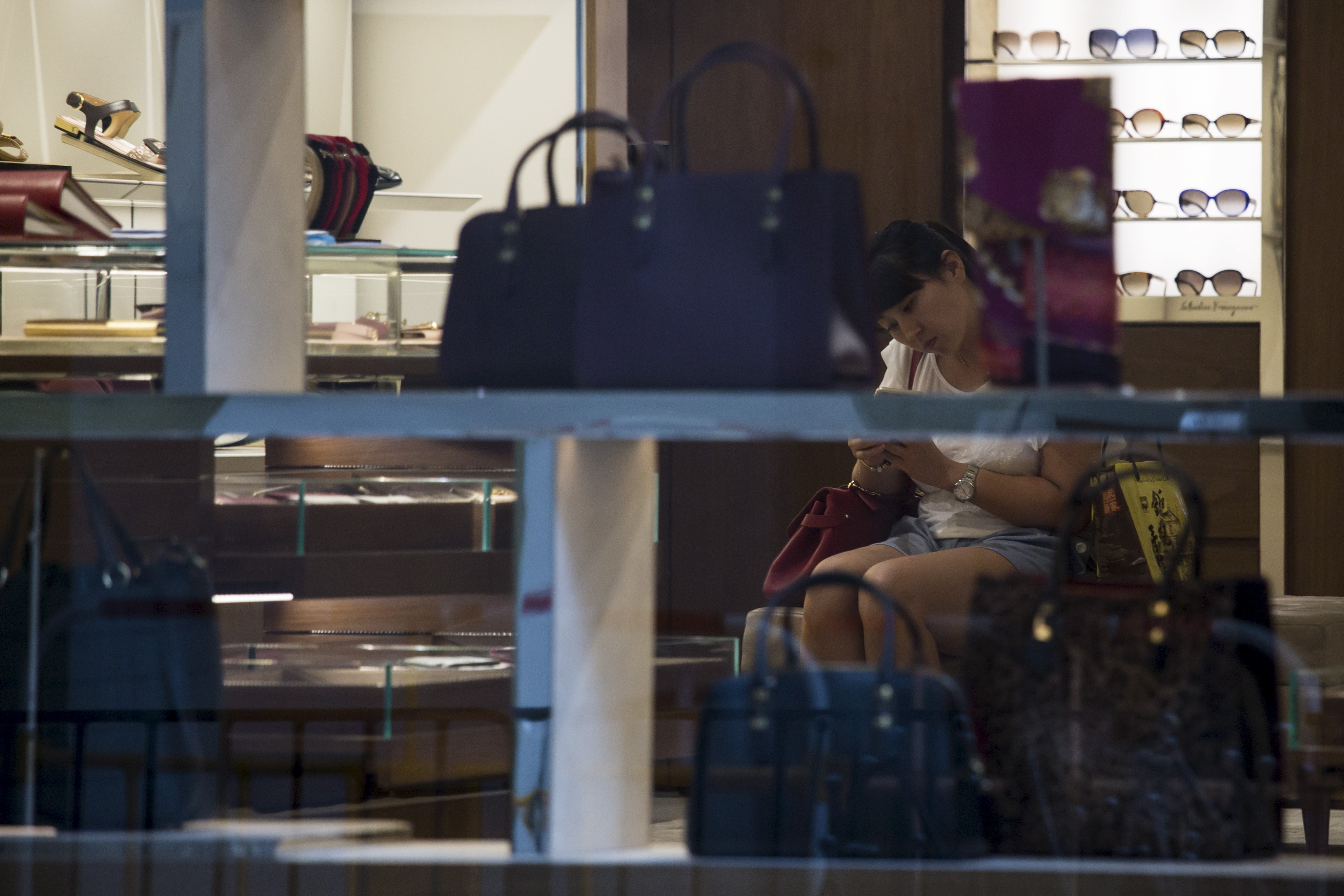 Louis Vuitton and the Traveling Chinese Consumer - Knowledge at