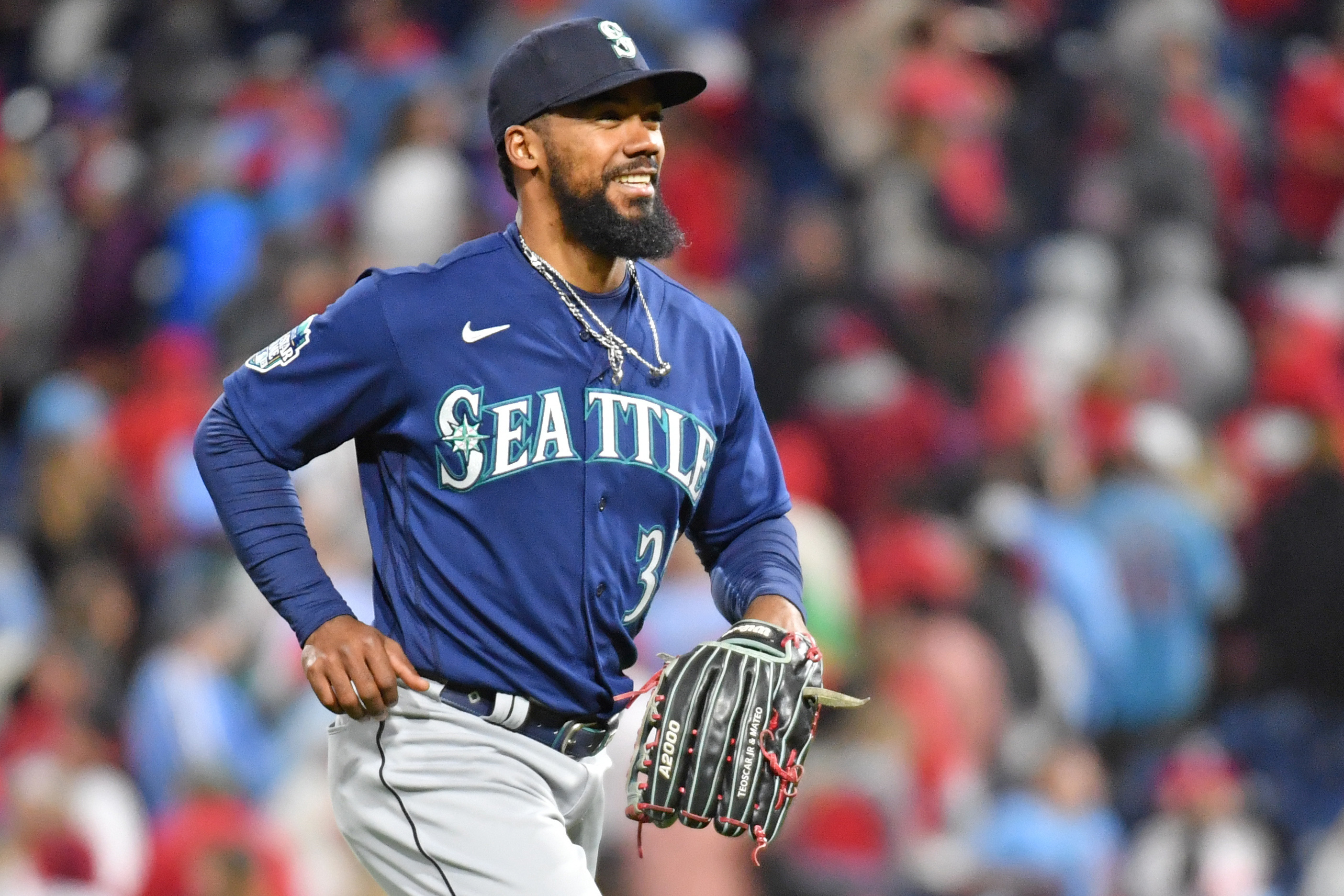 Five Phillies Pitchers Stifle Mariners, 1-0 