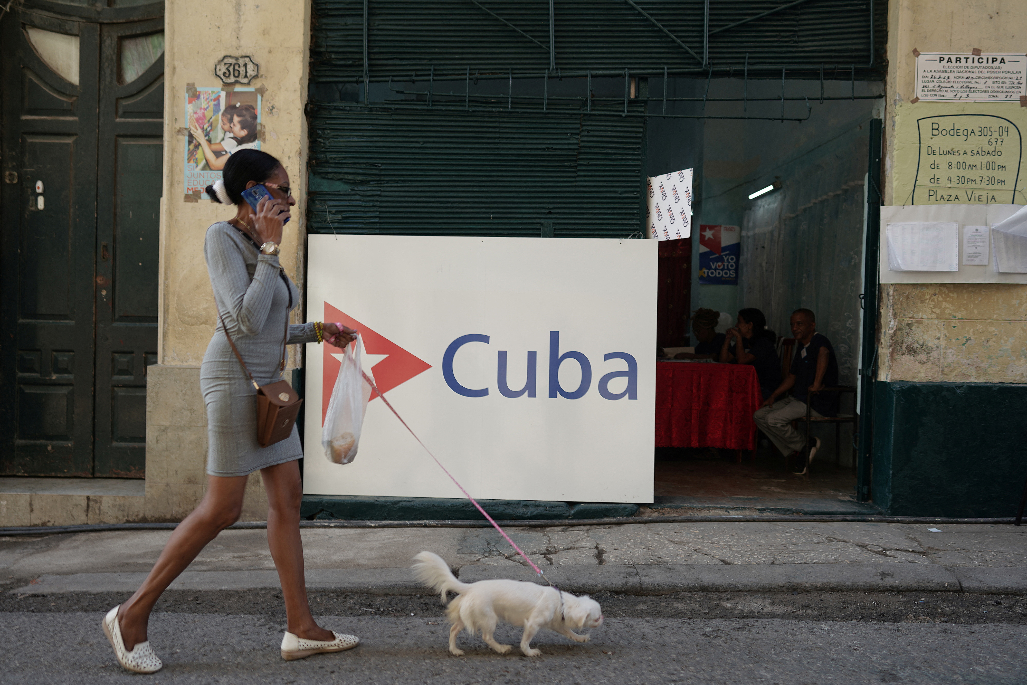 Legislative elections take place in Cuba