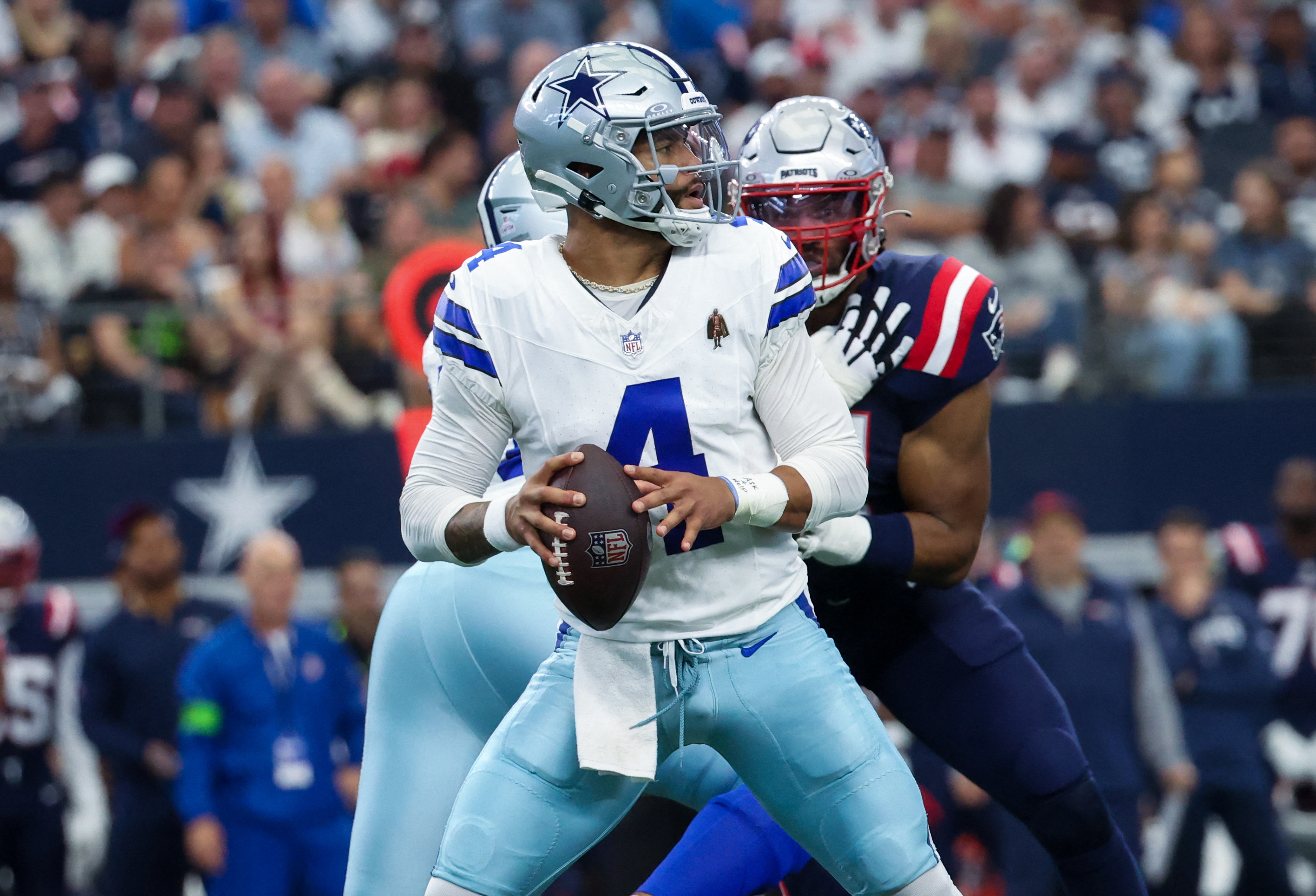 Patriots pull QB Mac Jones after 2 turnovers lead directly to Cowboys  touchdowns – NewsNation
