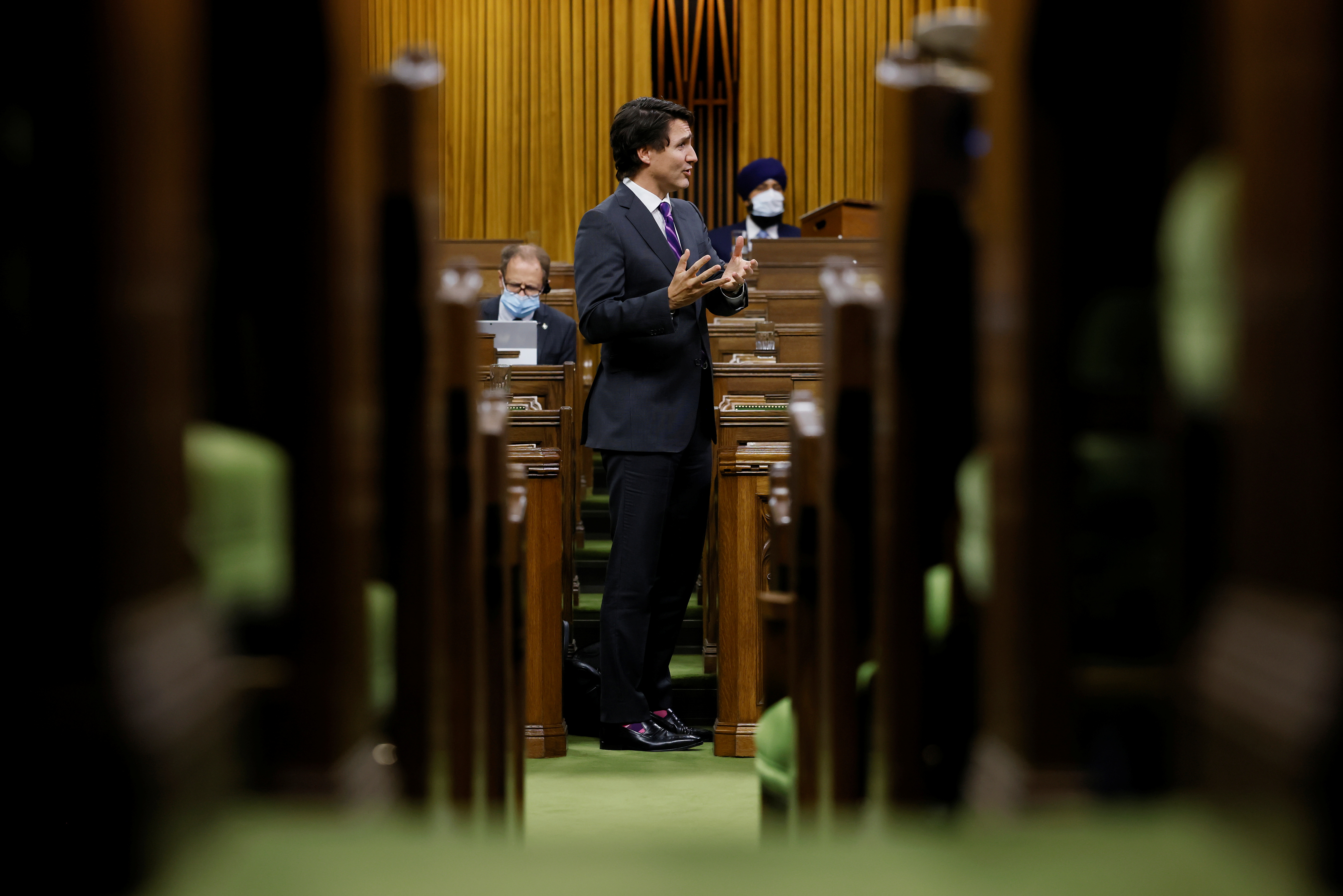 Canada's Prime Minister Justin Trudeau speaks in the House of Commons on Parliament Hill in Ottawa, Ontario, Canada November 30, 2021. REUTERS/Blair Gable
