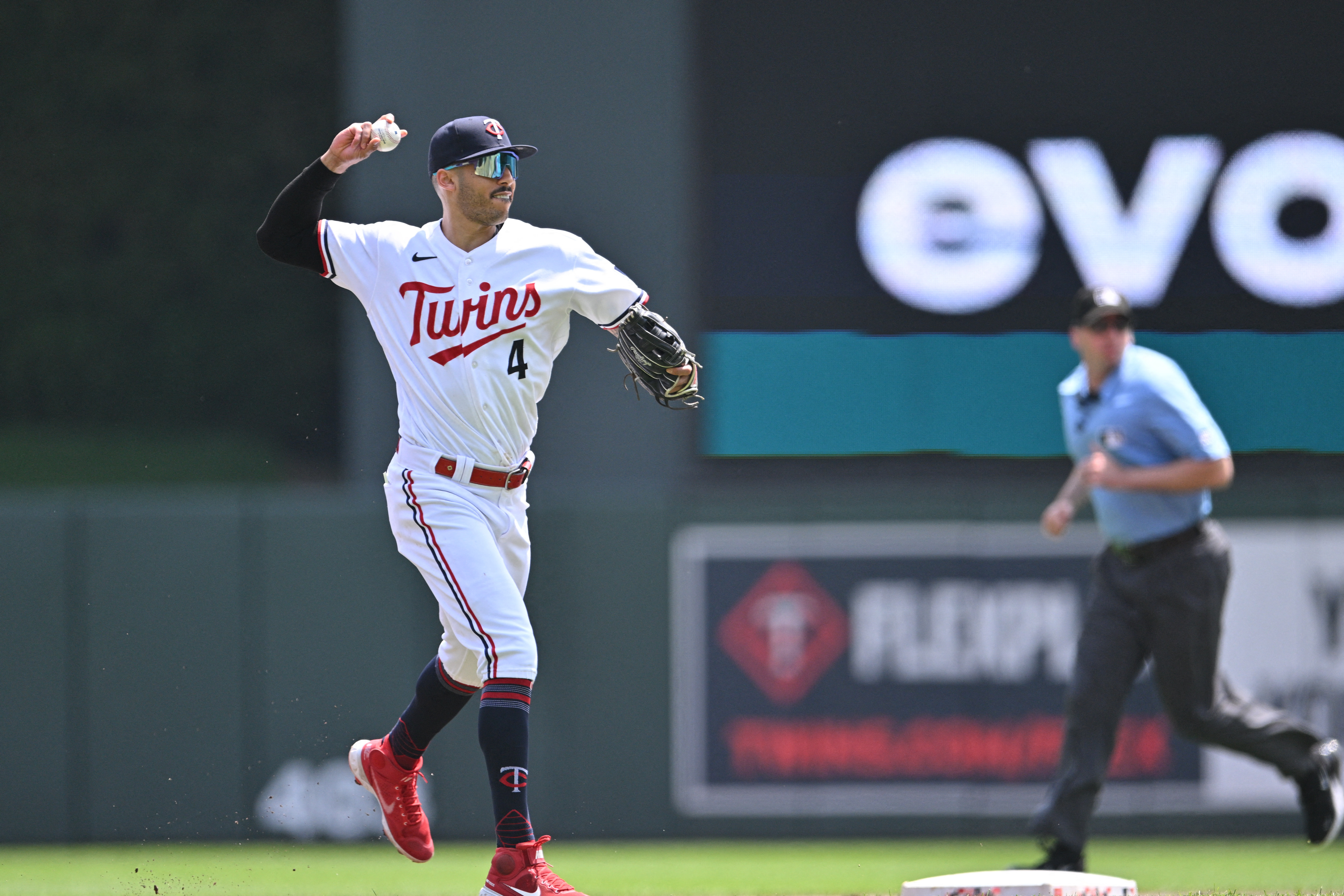 Twins get huge Byron Buxton ALDS update with season on brink of