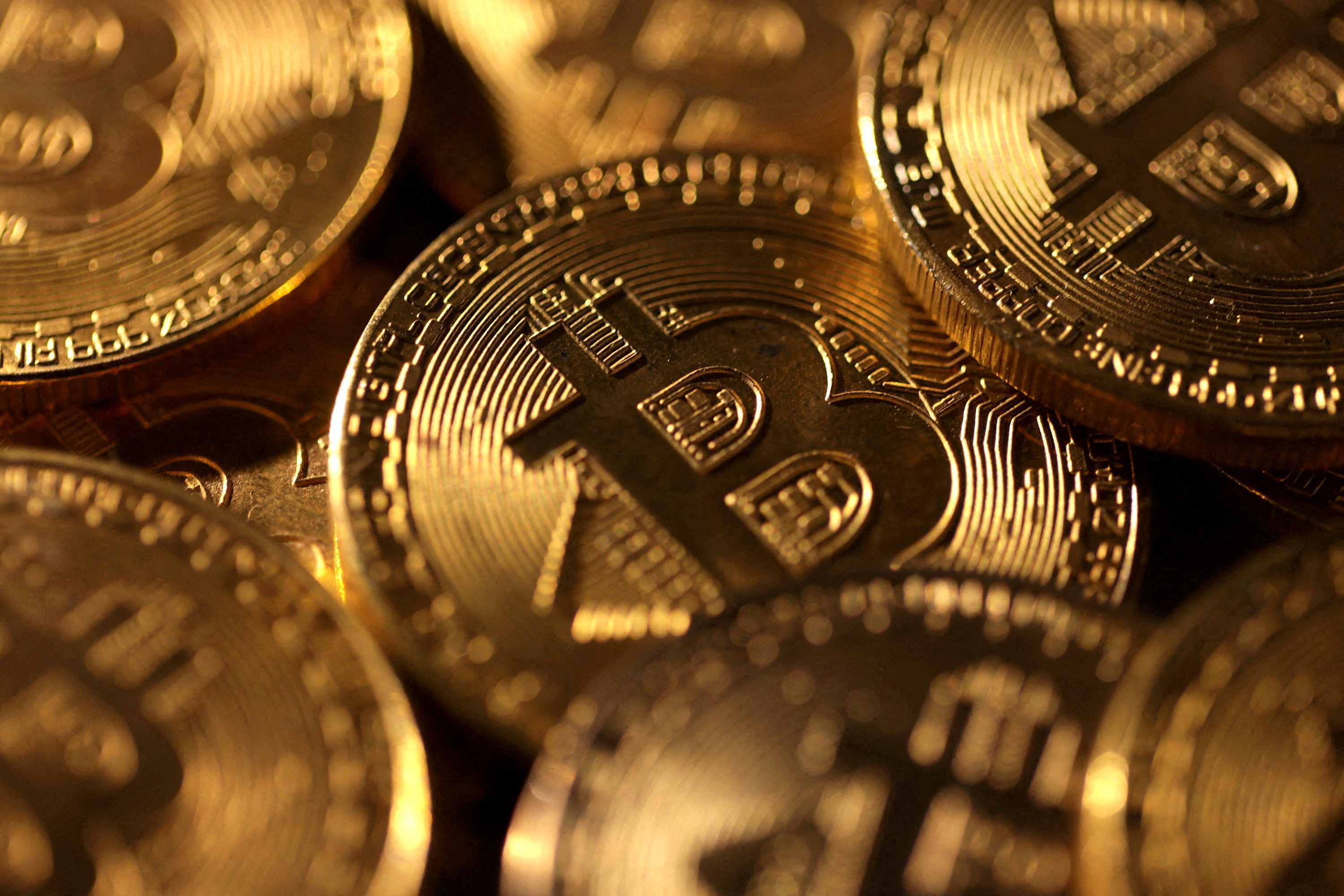 Bitcoin 2025: volatility and the rise of private litigation | Reuters