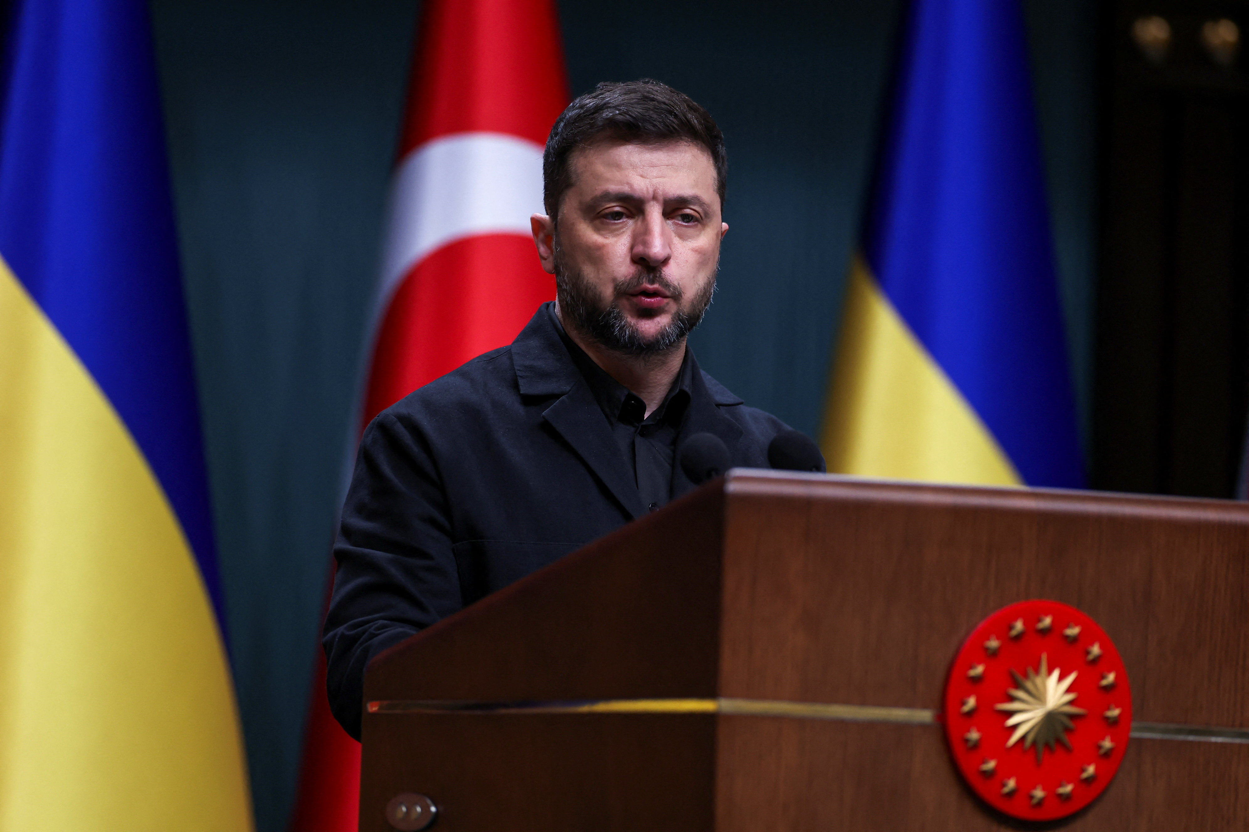 Us Provides Military Aid Package to Ukraine, Zelenskiy to Discuss with Trump