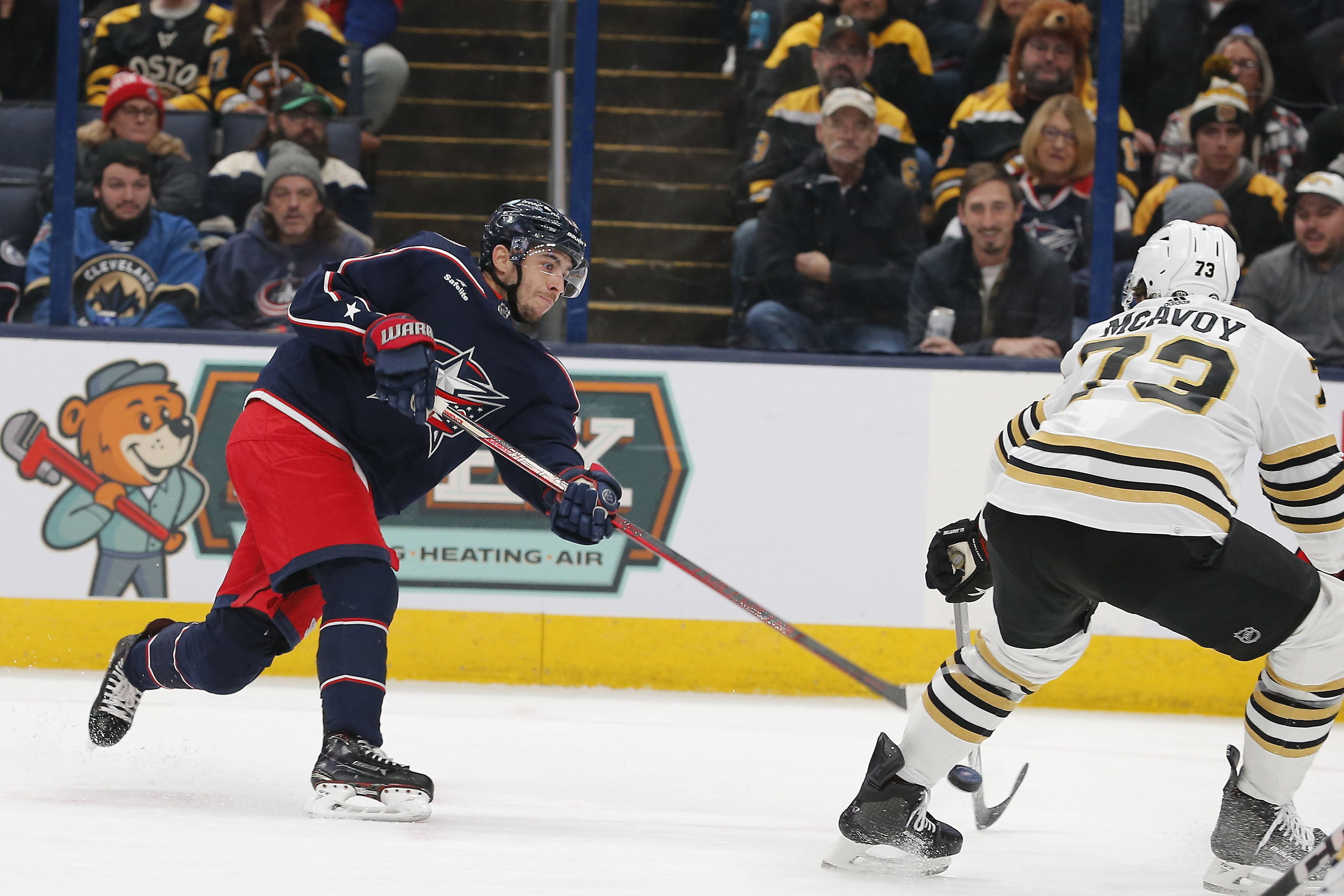 Surging Blue Jackets Top Suddenly Slumping Bruins | Reuters