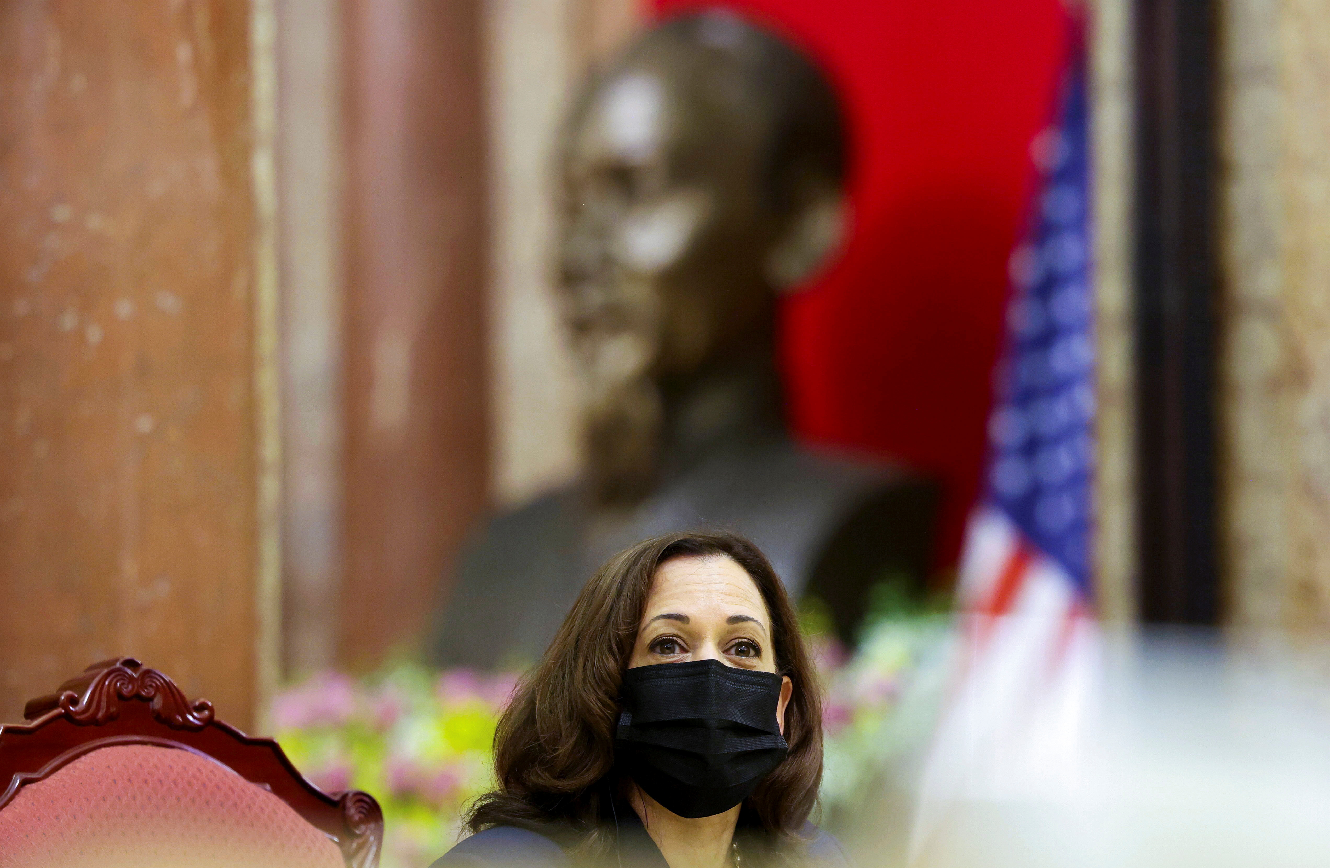 U.S. VP Harris visits Vietnam