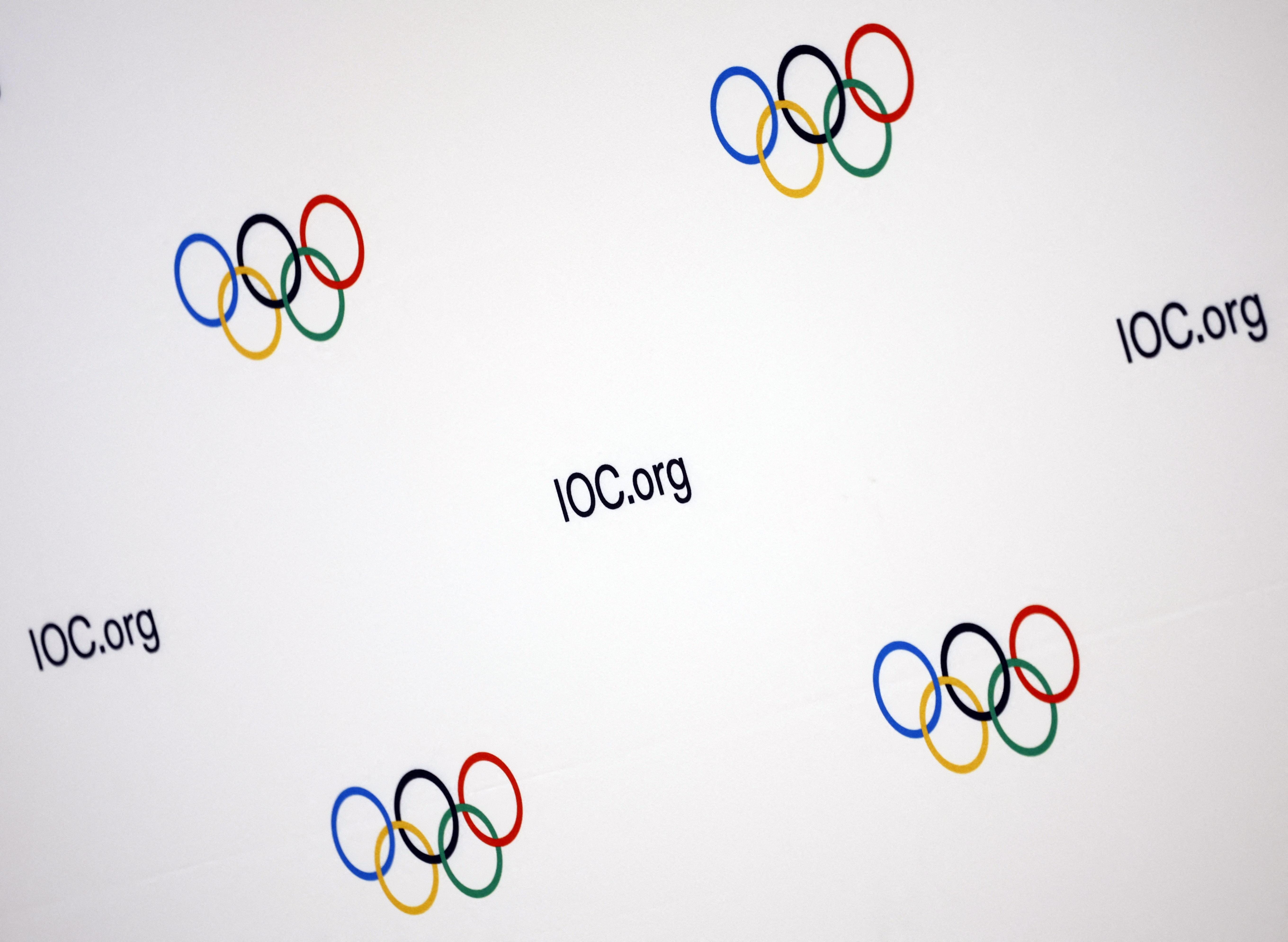 Five interlocked, colored rings make up the Olympic symbol. The rings are  blue, black, red, yellow, and - brainly.com