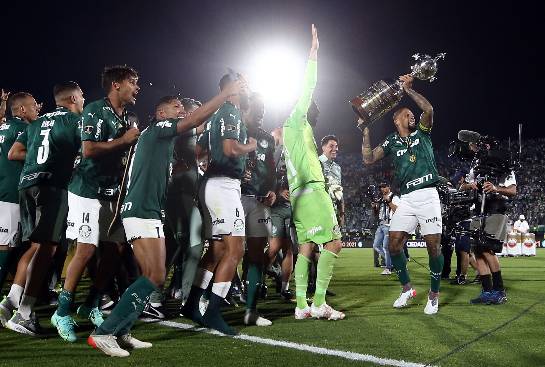 Copa Libertadores: Brazil's Palmeiras win title for second year