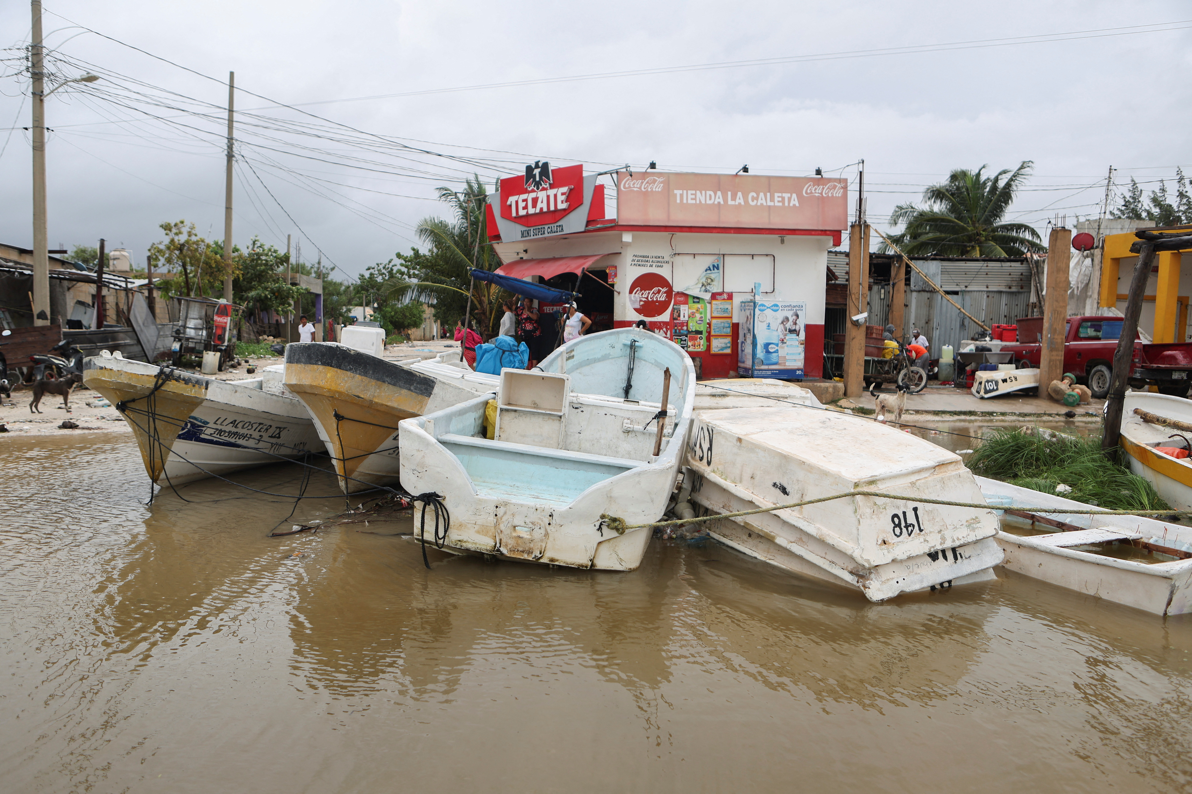 Hurricane Milton advances past Mexico's Yucatan Peninsula on its way to Florida