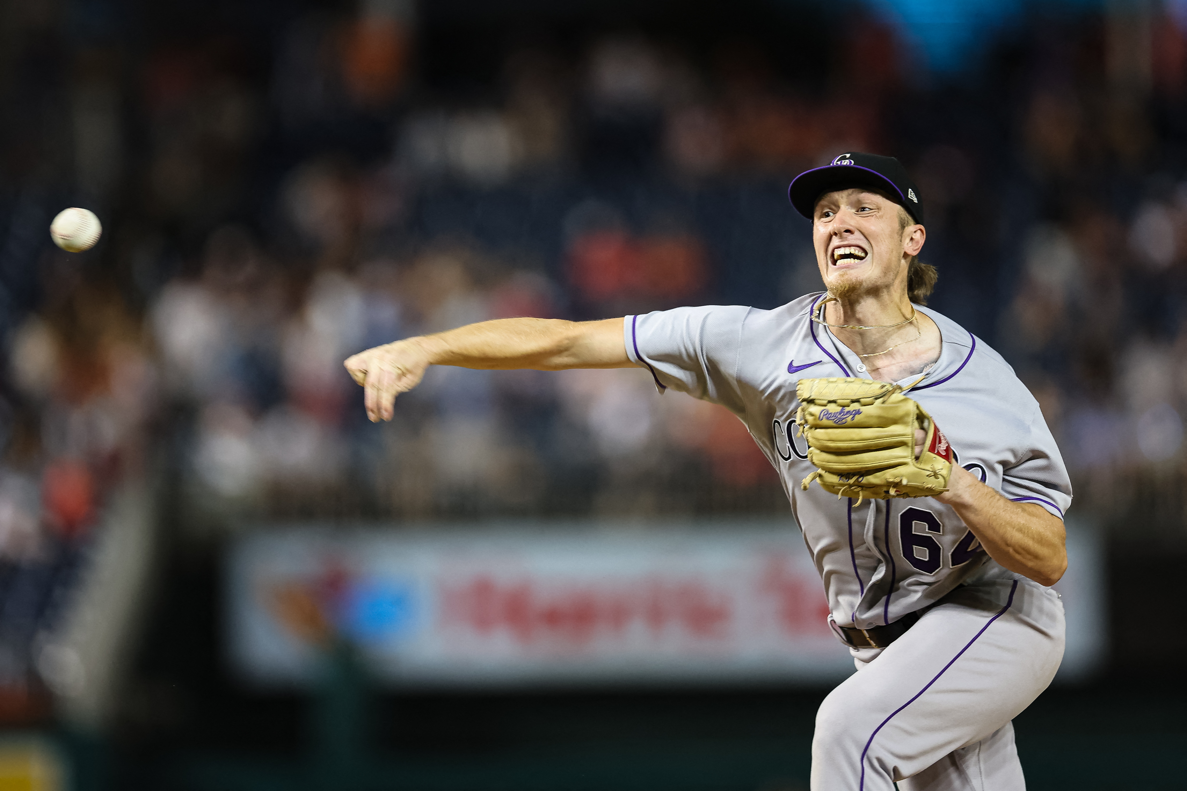 Colorado Rockies pile on five runs in the fourth to beat the Nationals, Rockies