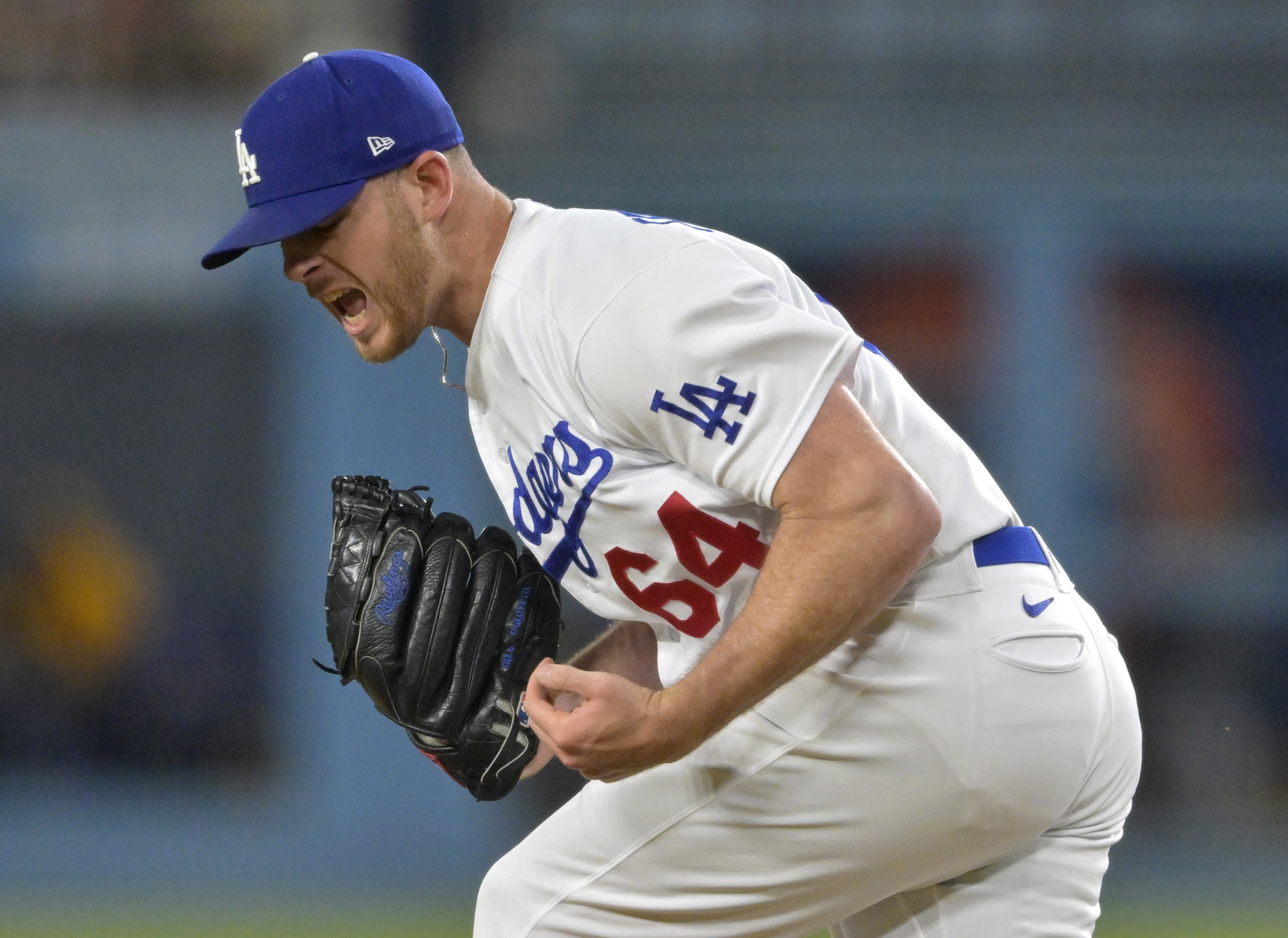 Two-homer inning leads Dodgers past Pirates