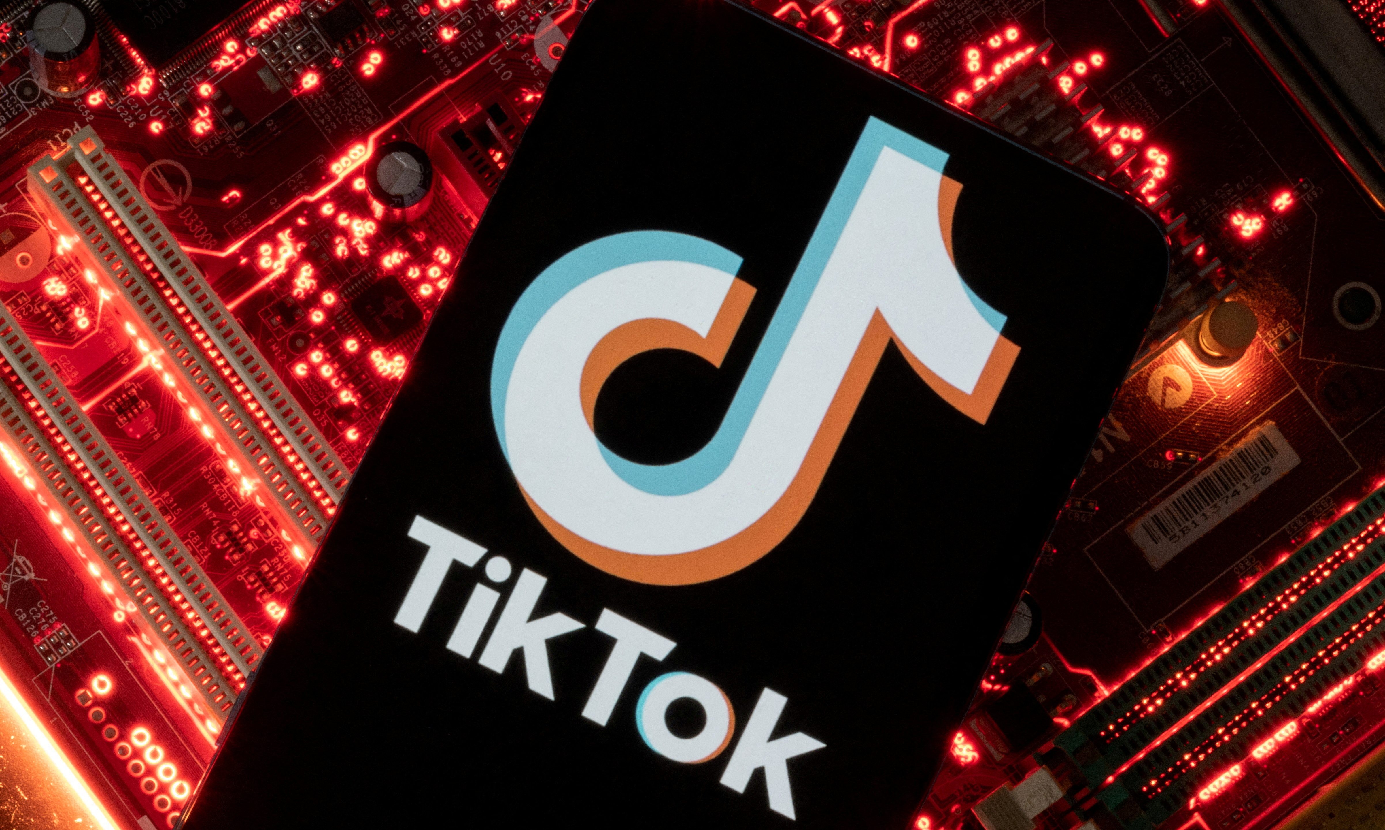 Το TikTok δοκιμάζει το chatbot AI «Taco» στις Φιλιππίνες