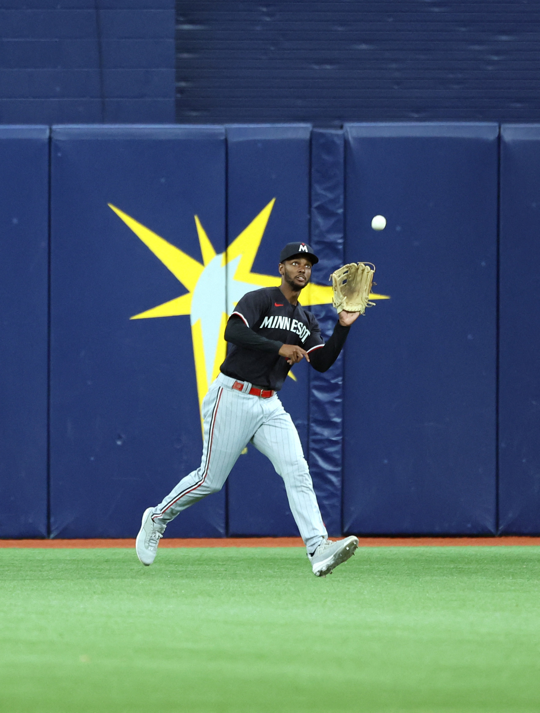 Rays win sixth straight, complete sweep over Twins