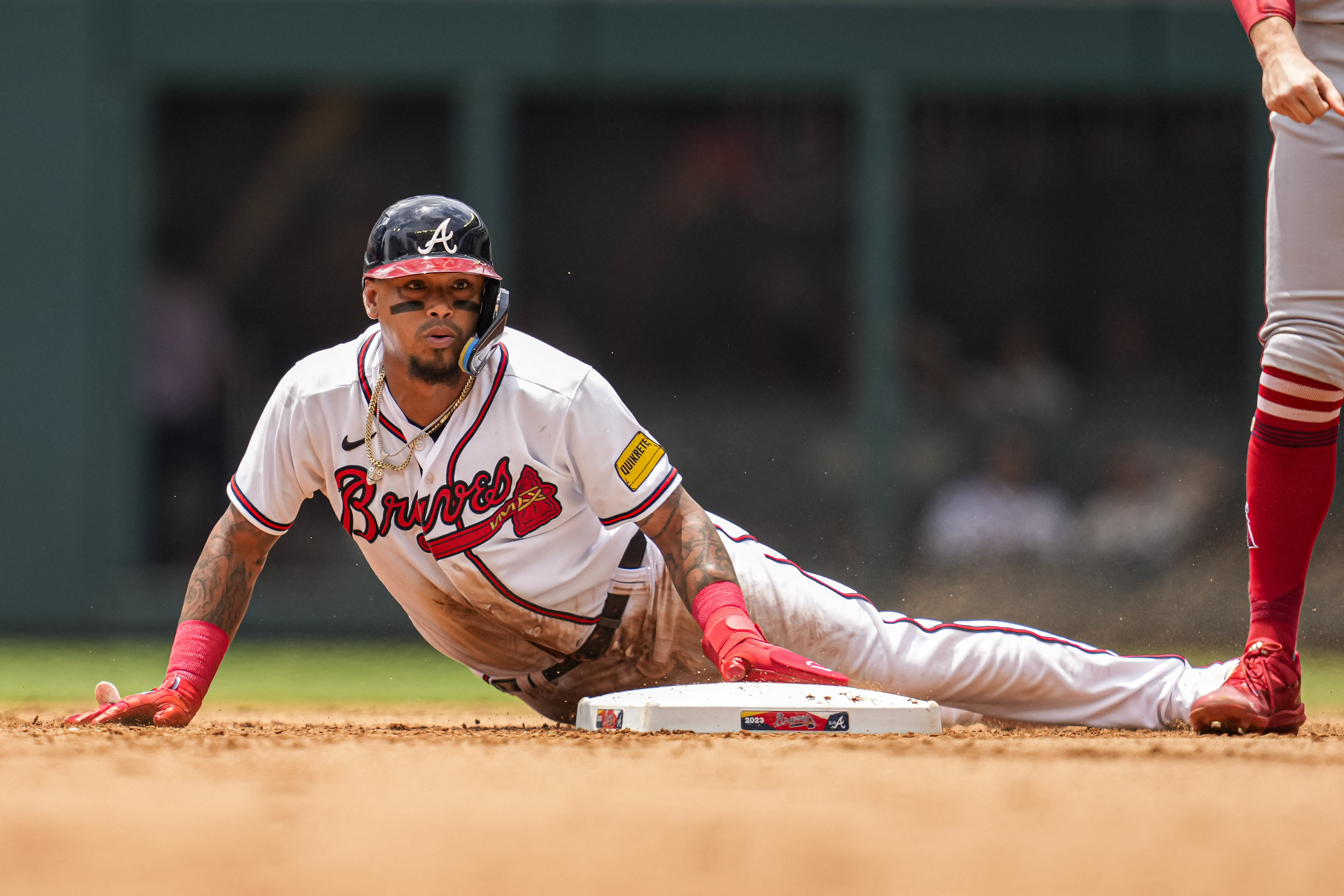 O'Neill's 3-run HR in 8th Lifts Cardinals Over Braves 6-3 - Bloomberg