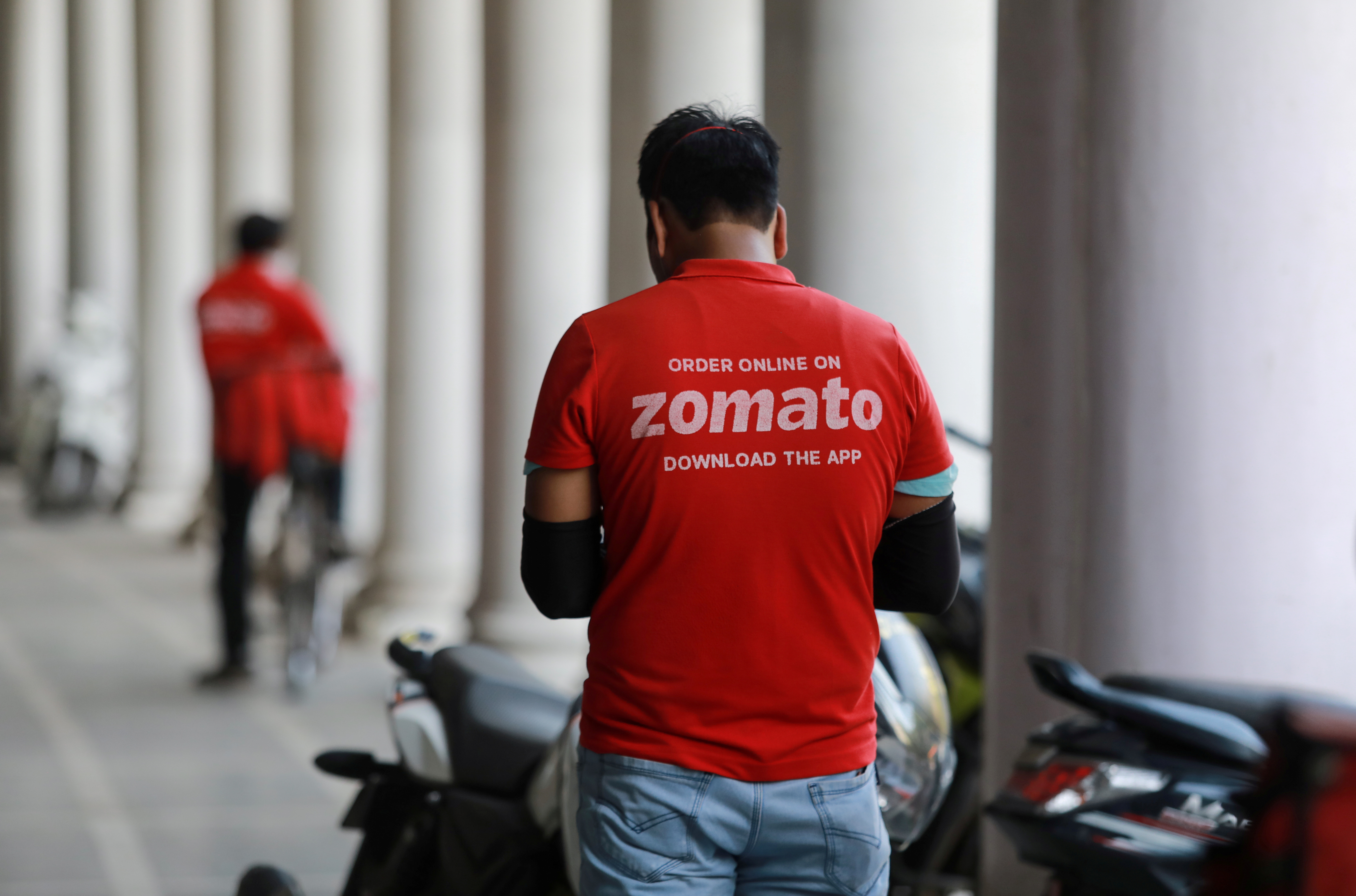 Ant Group Backed Zomato Aims Ipo At Valuation Of Almost 8 Bln Reuters