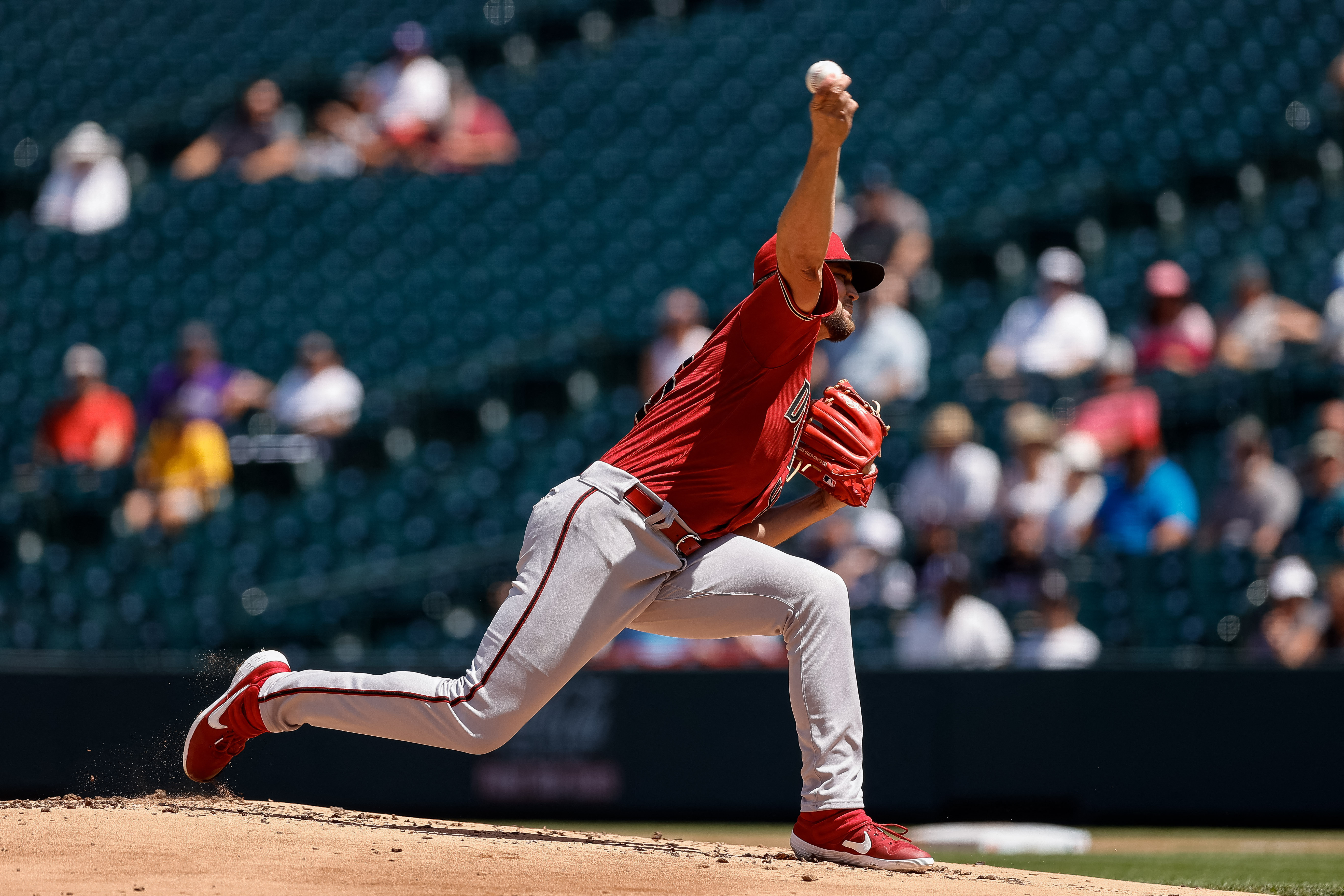 Christian Walker hits 100th homer, Diamondbacks beat Rockies for