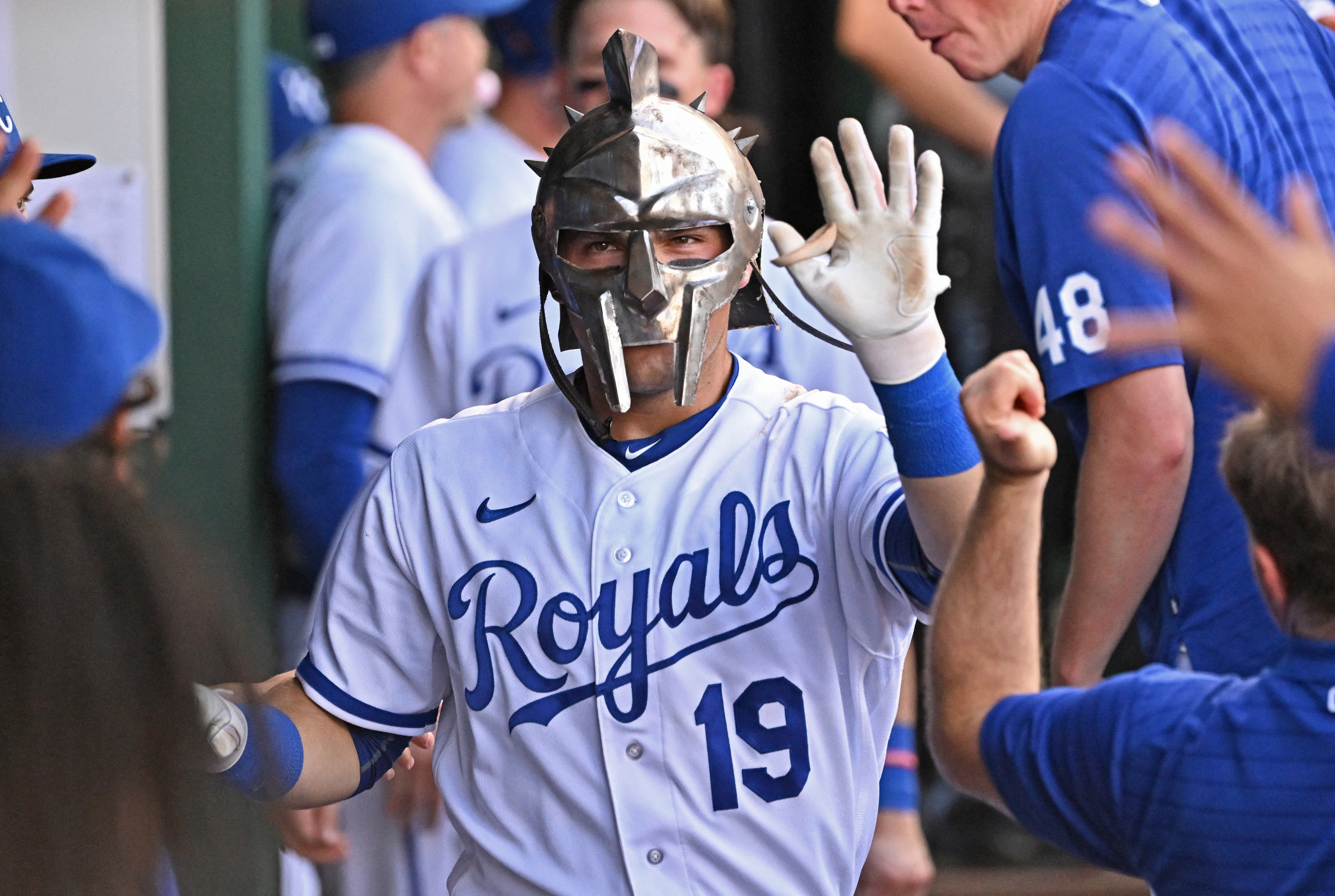 Witt Jr. hits 3 doubles, ups extra-base count, KC tops Twins - The