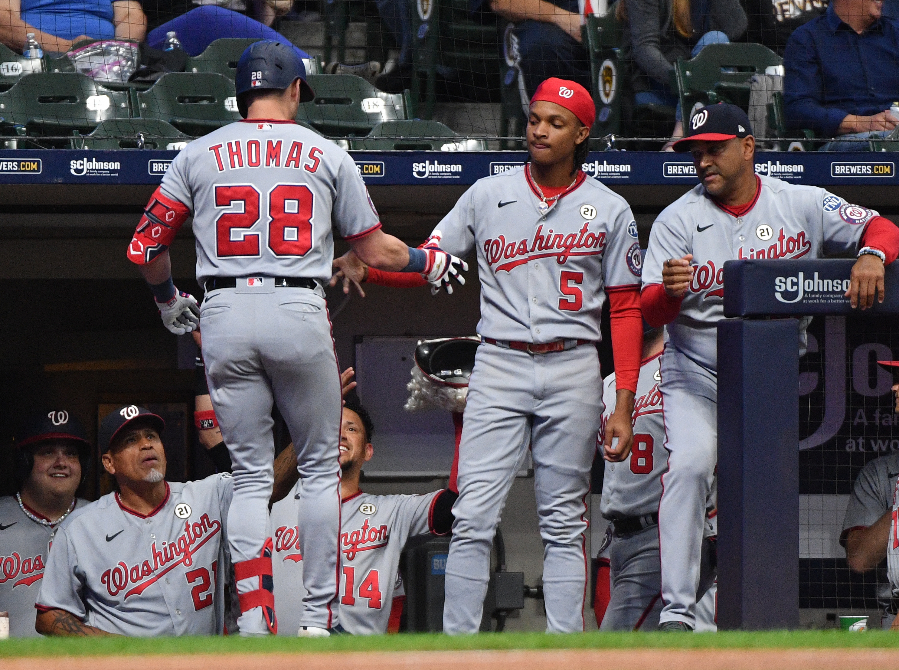 Carlos Santana blasts 2 HRs as Brewers rally past Nationals