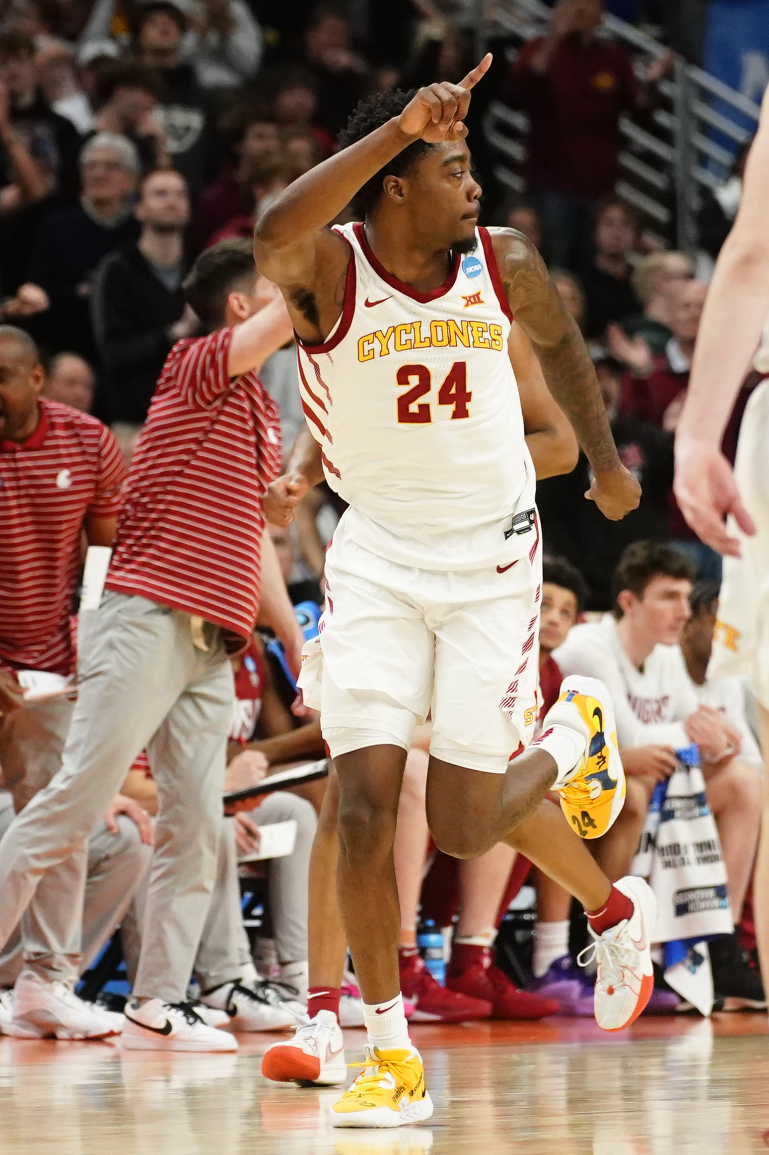 Iowa St. pulls away to oust Wazzu, advance to Sweet 16 | Reuters