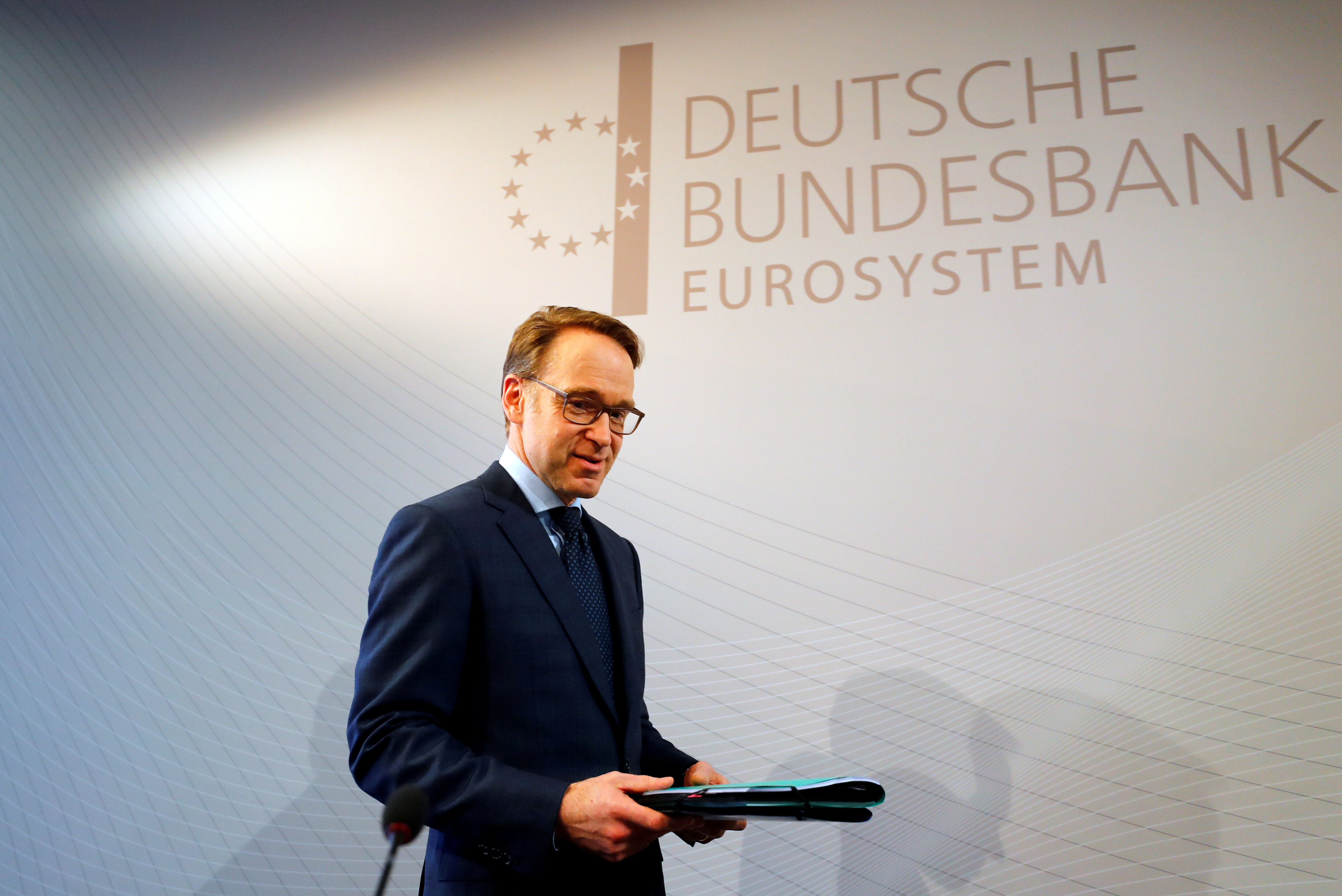 German Bundesbank President Jens Weidmann presents the annual 2018 report in Frankfurt, Germany, February 27, 2019. REUTERS/Kai Pfaffenbach/File Photo