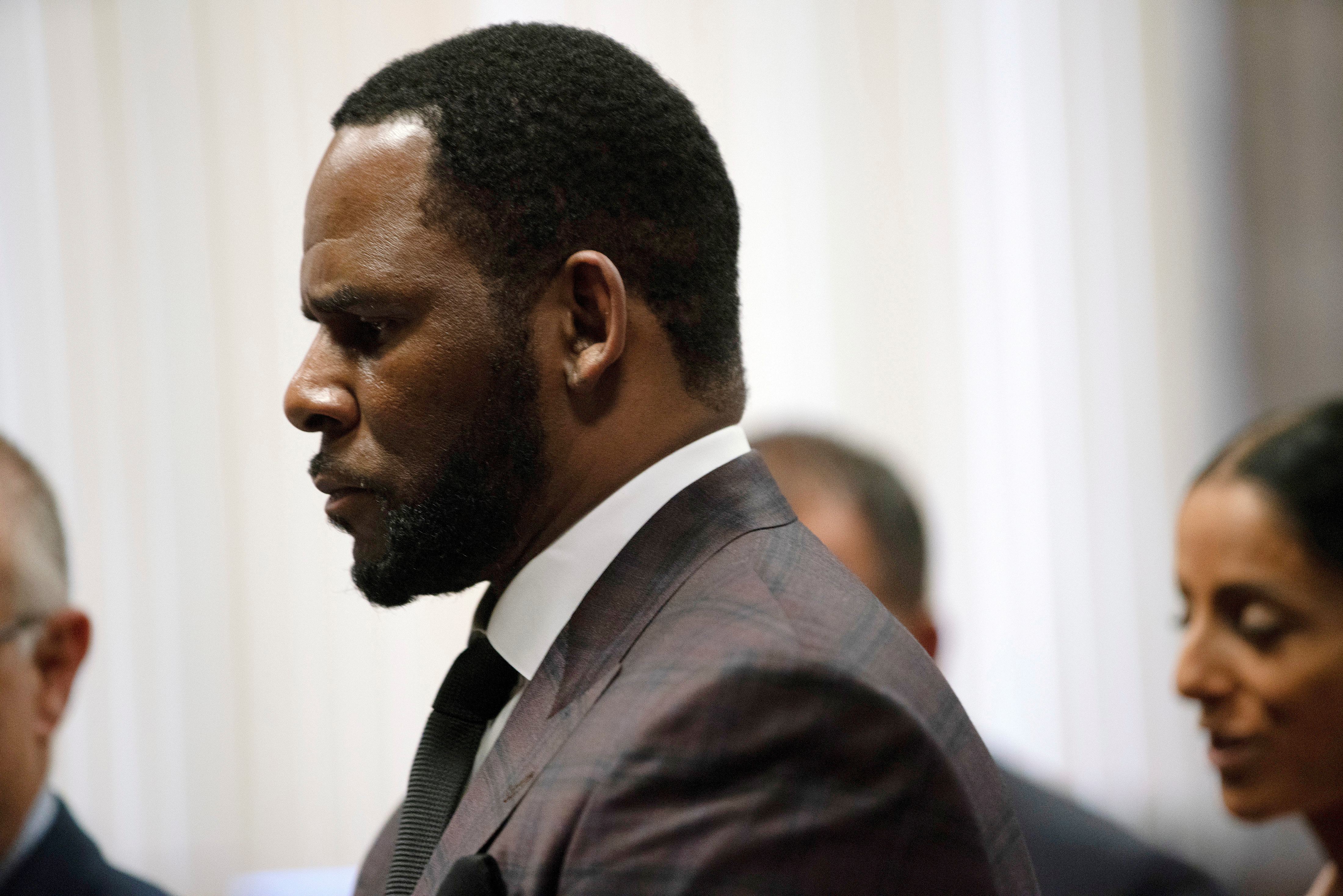 Hot Girl Hot Sex Video Hd 18year Doulade - A timeline of R. Kelly's life and the sex abuse case against him | Reuters