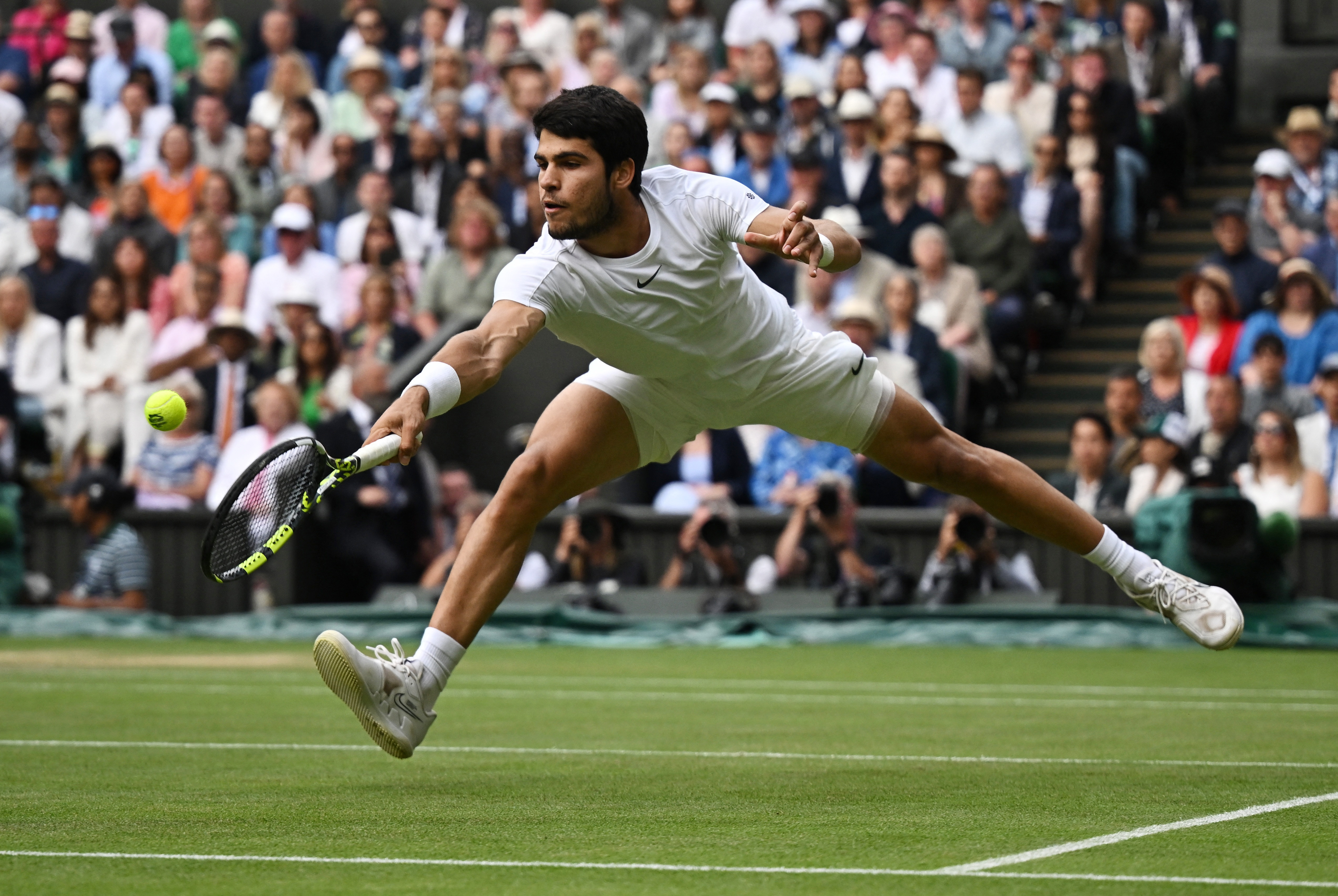 Carlos Alcaraz stops Novak Djokovic's tie-break winning run in Wimbledon  final