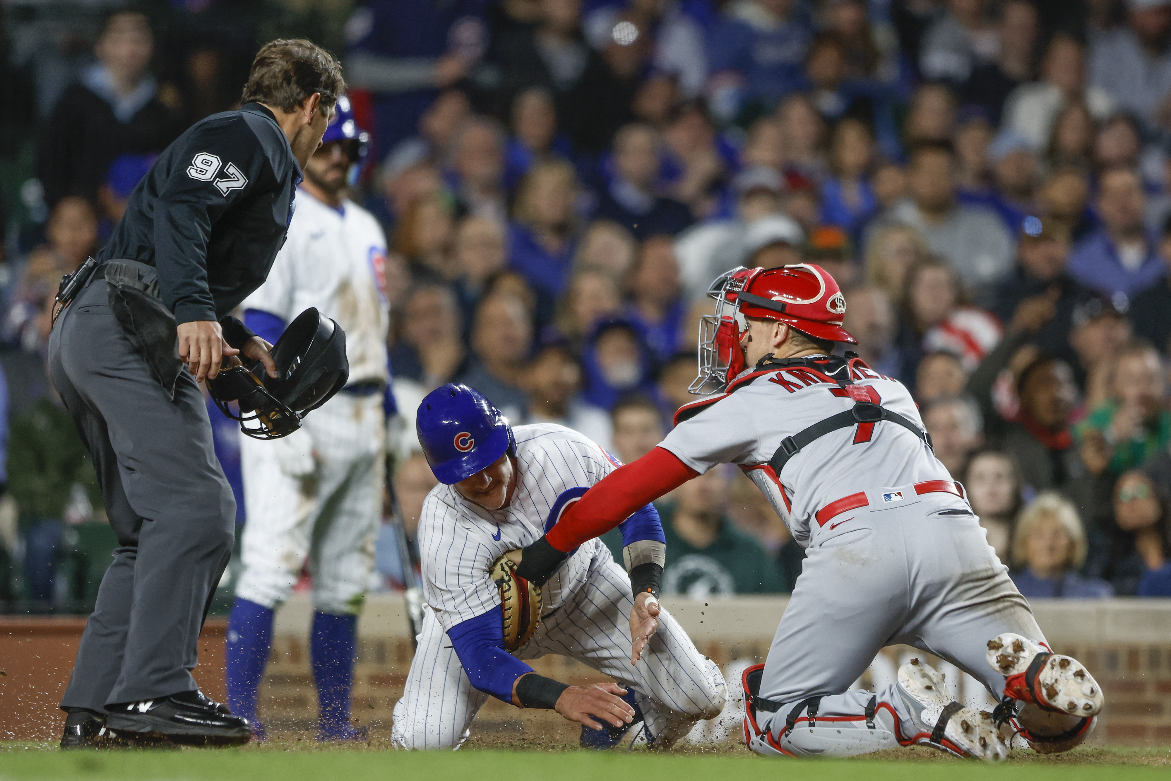 Steele moves to 6-0, Cubs get HRs from Wisdom and Gomes in 10-4