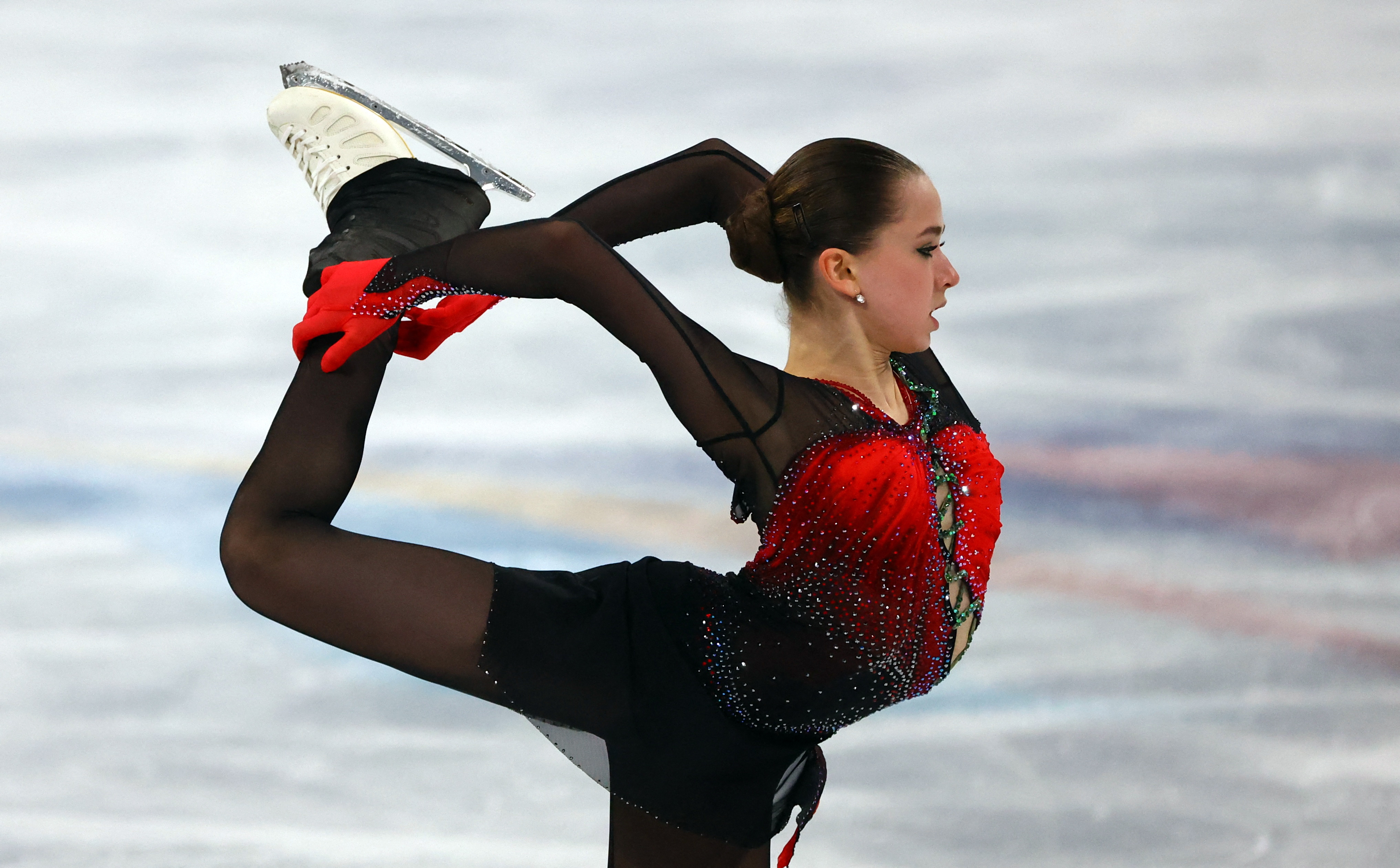 Figure skating-Valieva tumbles to fourth as Russian team mate