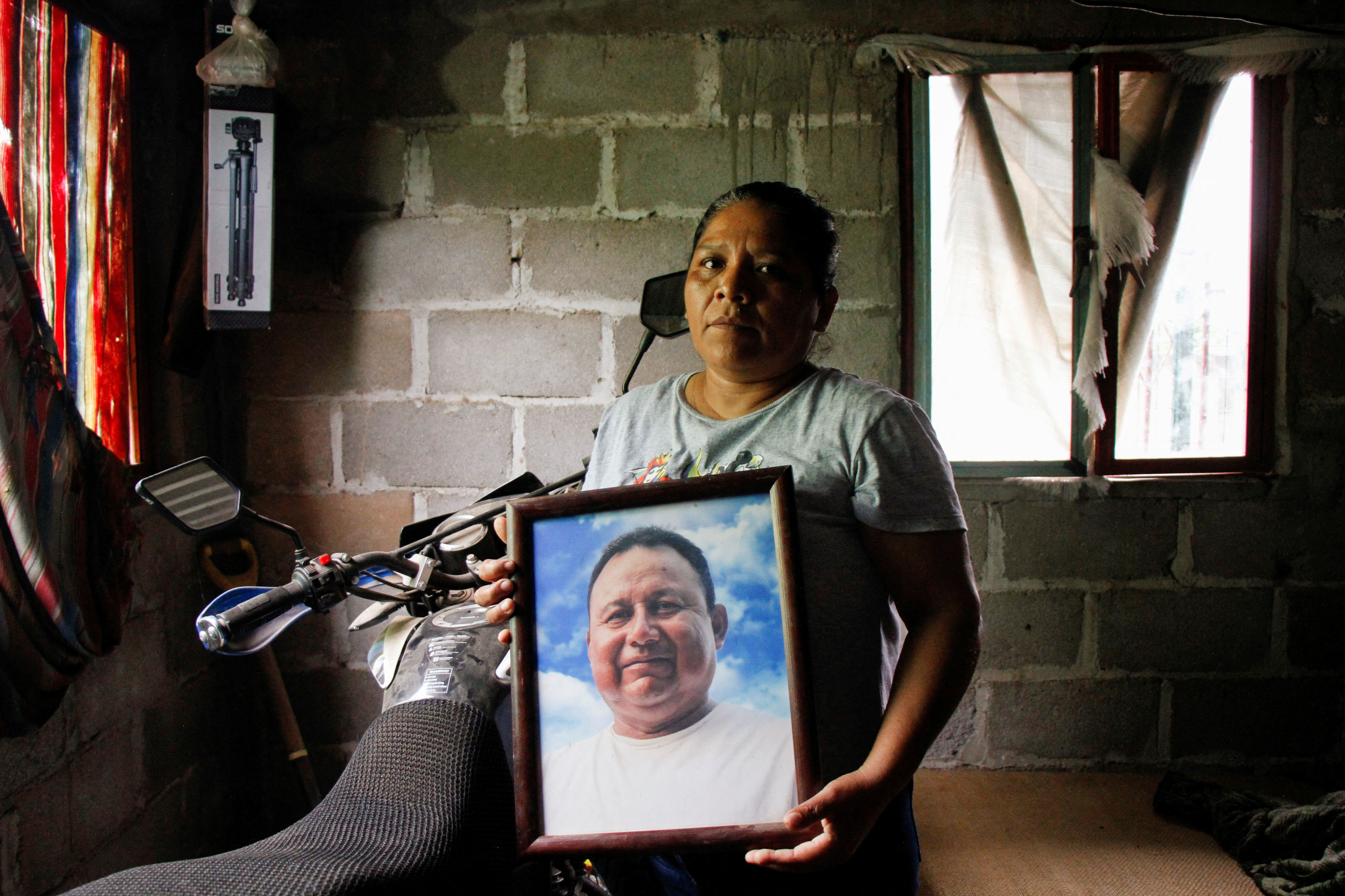 Interview with wife of late journalist Gustavo Sanchez in Morro de Mazatan